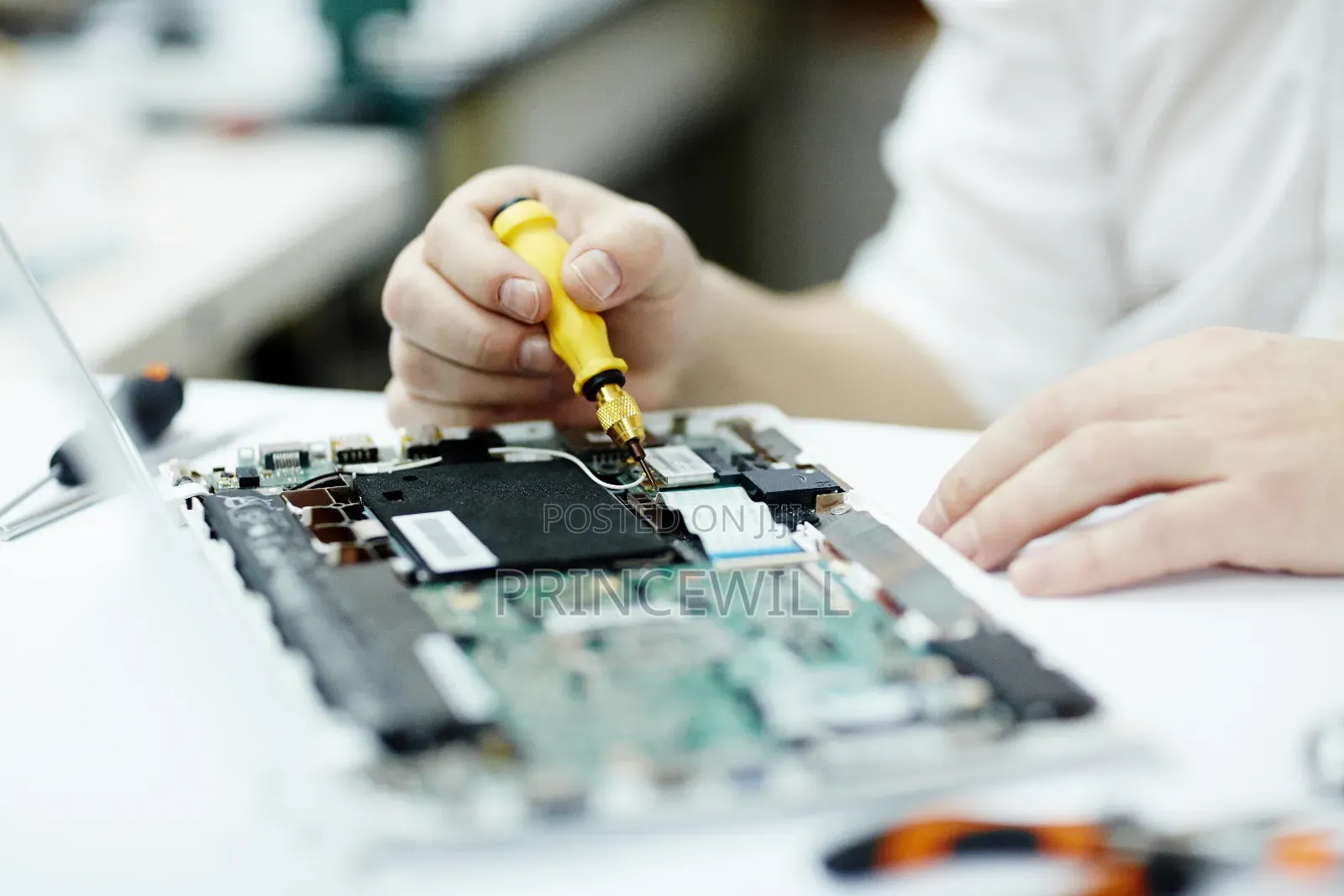 Laptop/Desktop Repairs