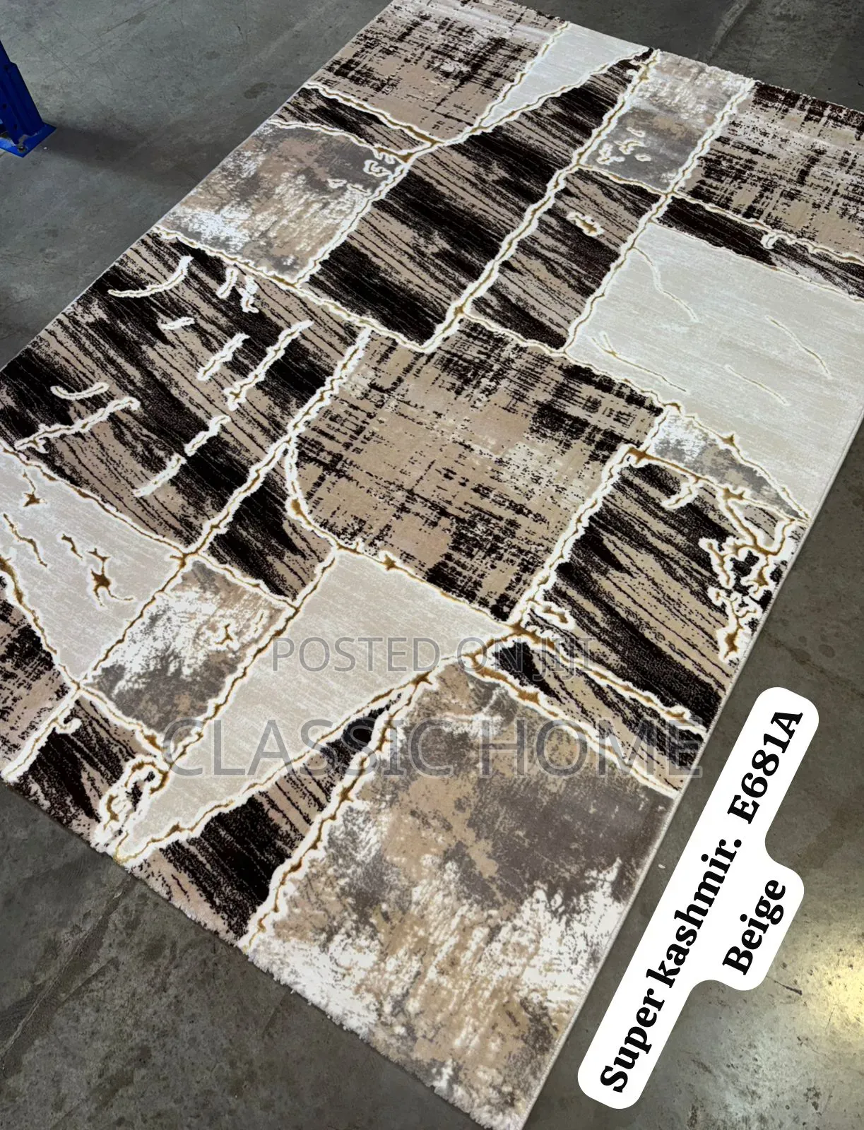Super Turkish Center Rug