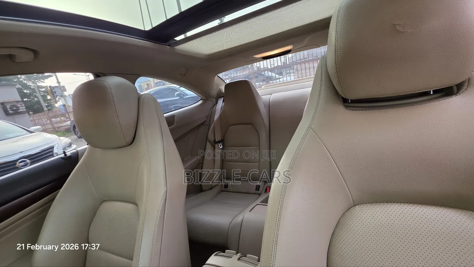 Mercedes-Benz C300 2011 Black