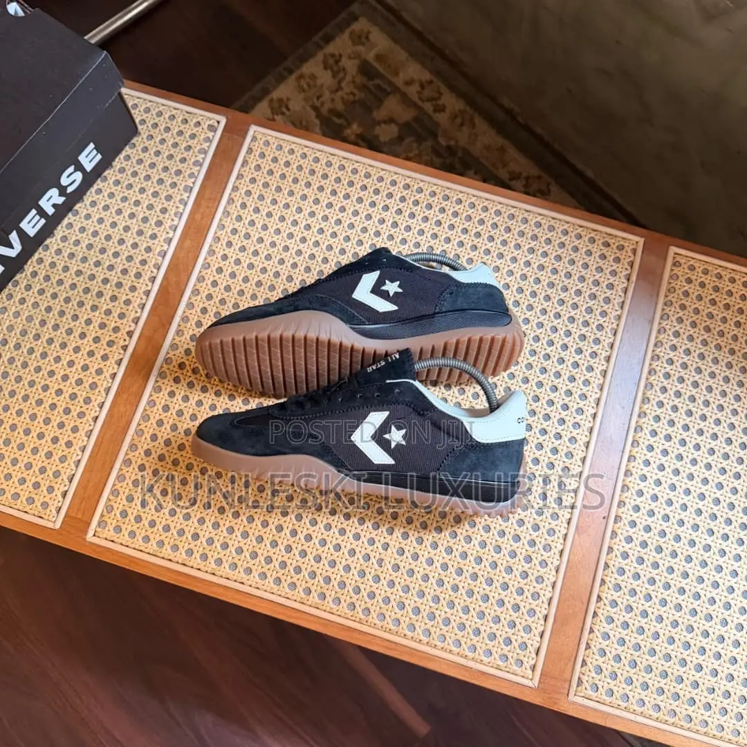 Original Converse Run Star Hike Egret Gum Sneakers