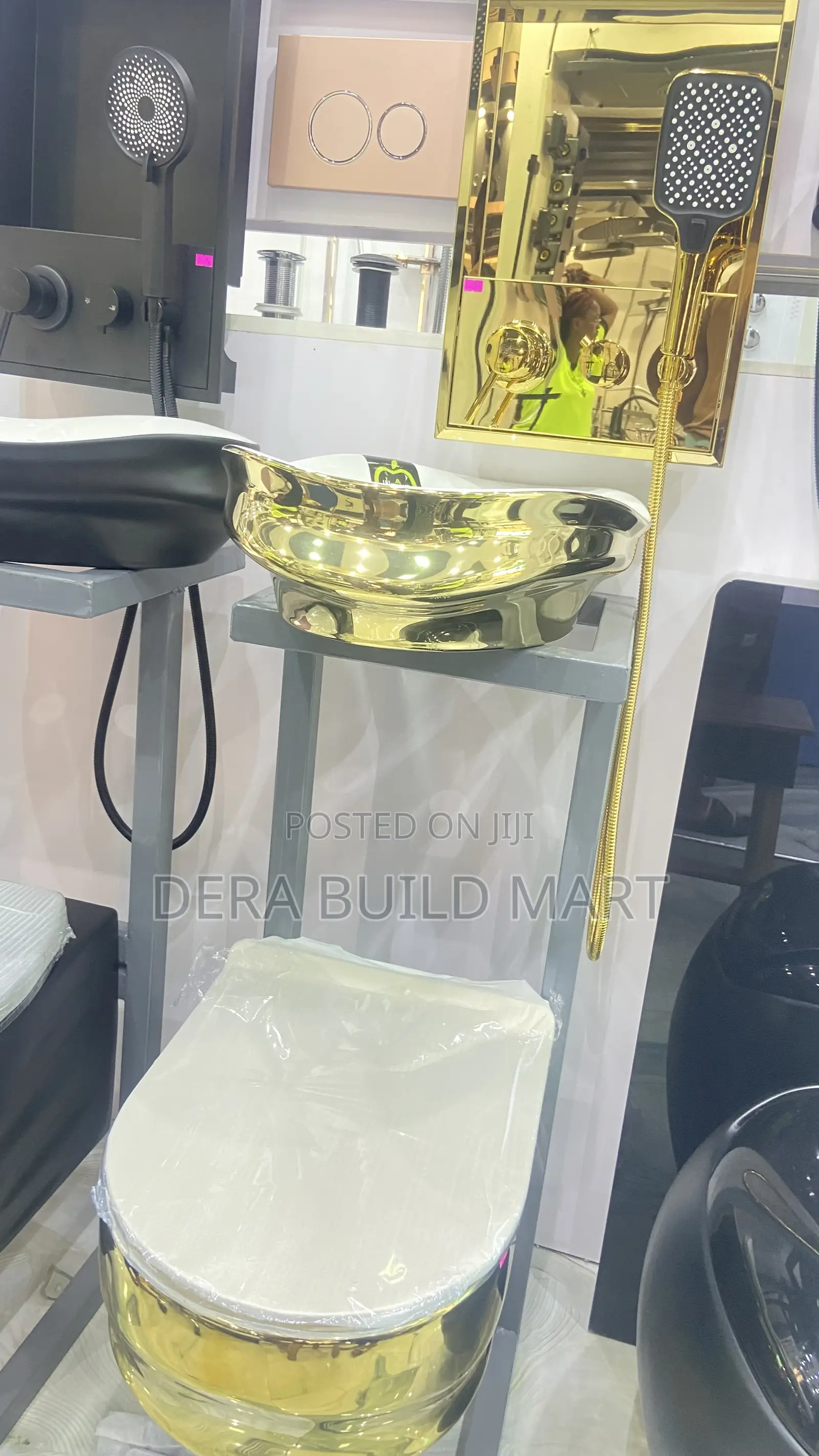 Executive Gold Color Water Closet