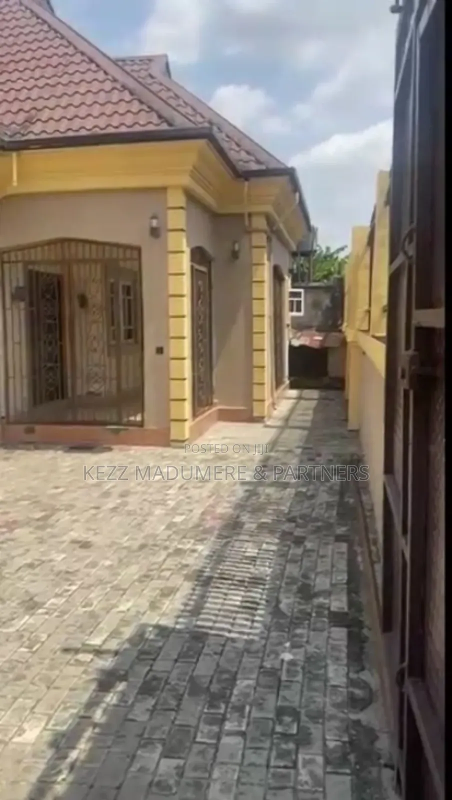 3bdrm Bungalow in Off Sars Road , Port for rent