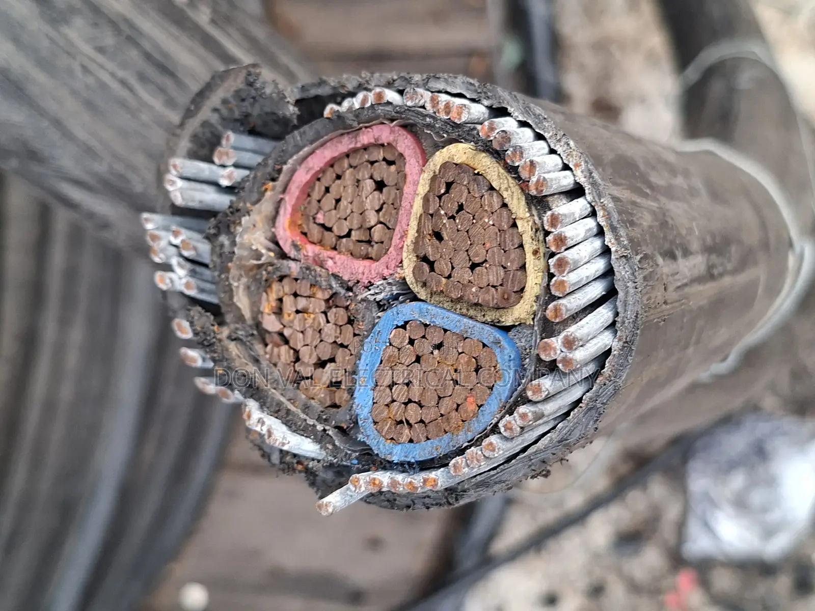 185mmx4core Xlpe/Swa/PVC Copper Armored Cable