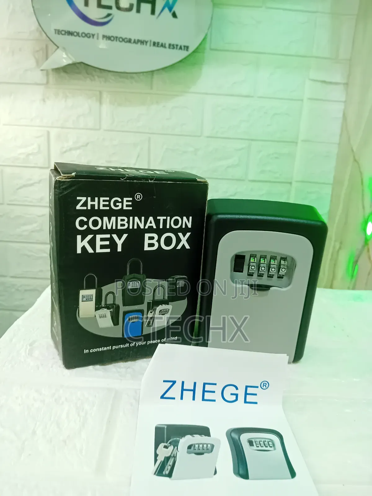 Zhege Key Box, Key Safe Wall Mounted, 4 Digit Combination Metal
