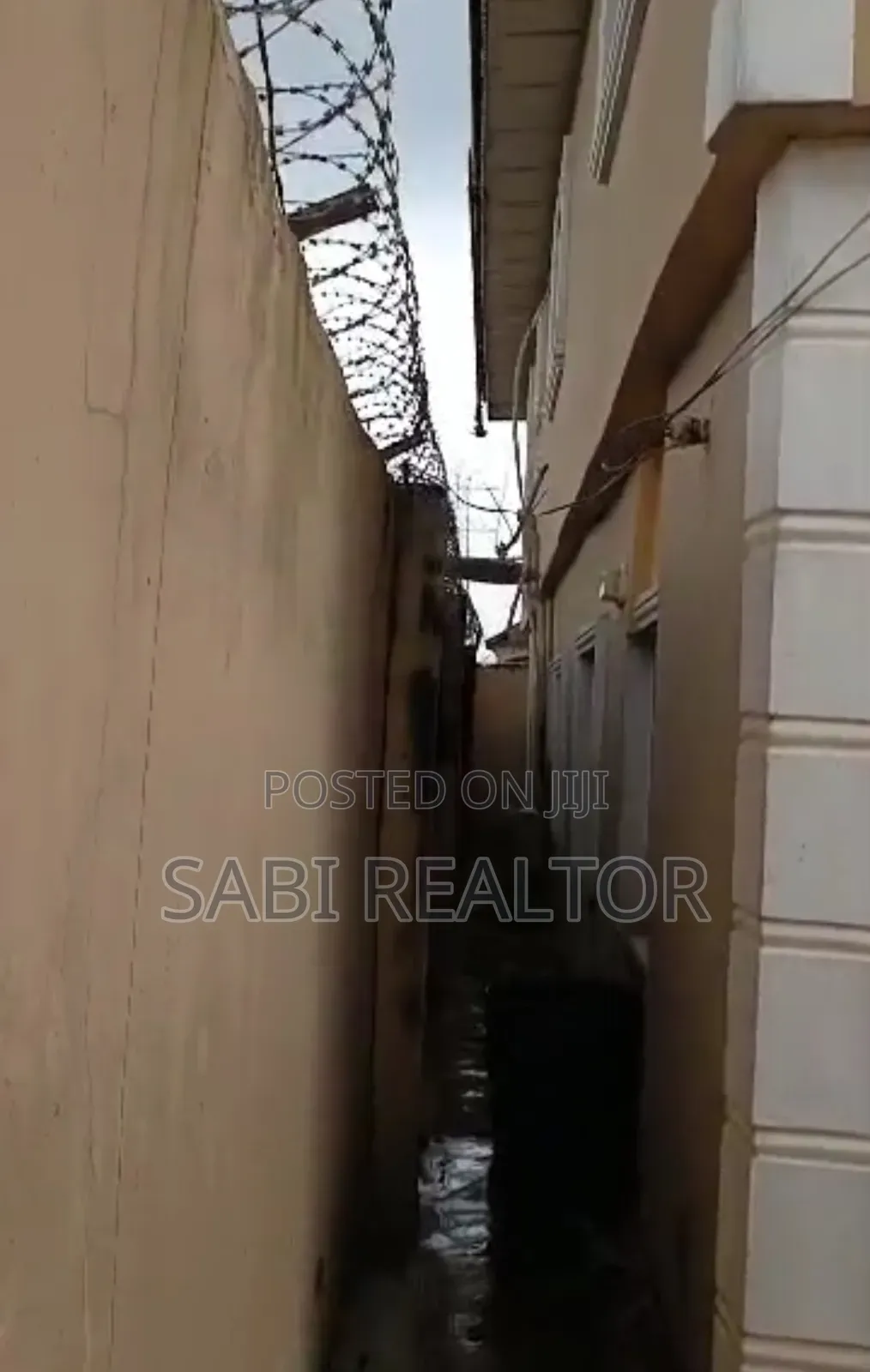 Furnished 5bdrm Duplex in Peace Estatw, Abule Egba for sale