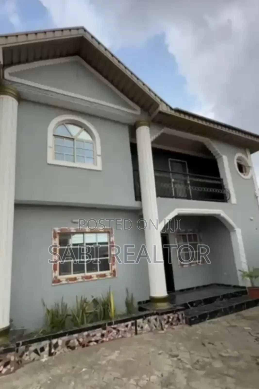 Furnished 5bdrm Duplex in Abule Egba for sale