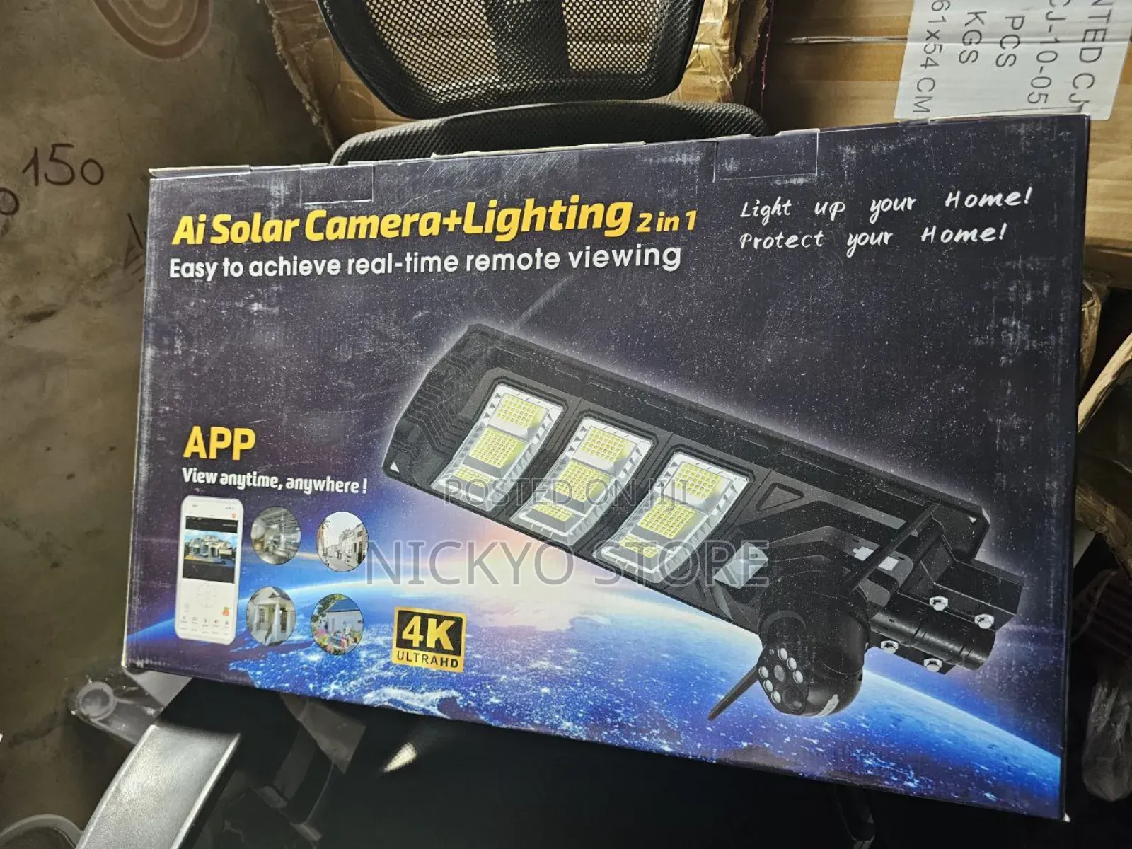 Ai Solar Camera + Security Light (2-in-1) 