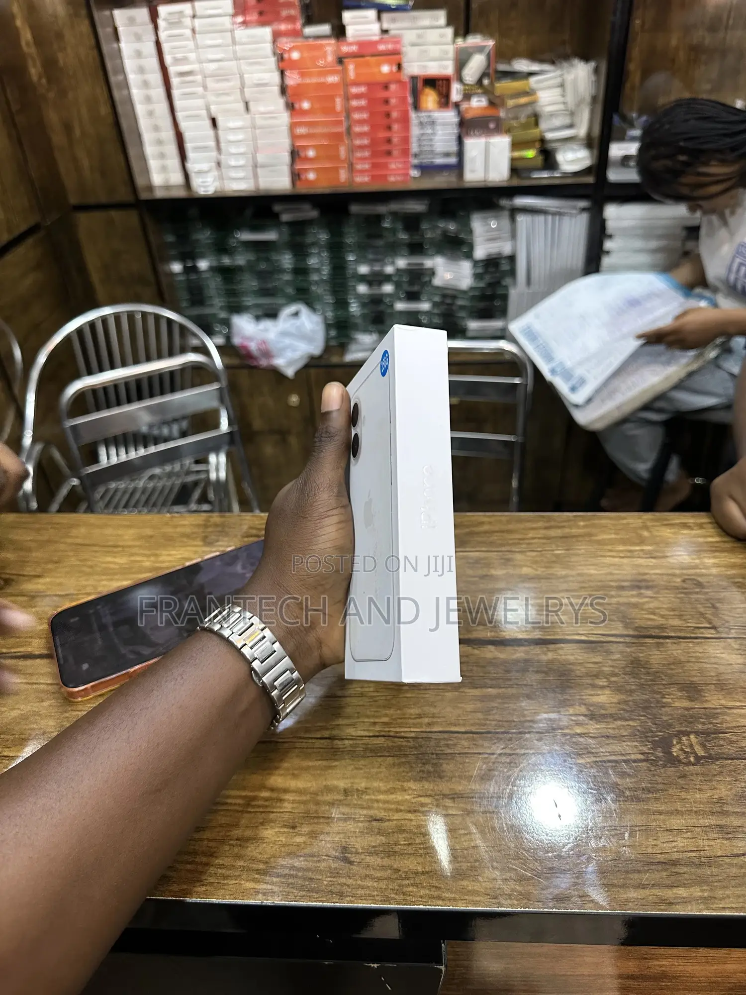New Apple iPhone 16 256 GB White