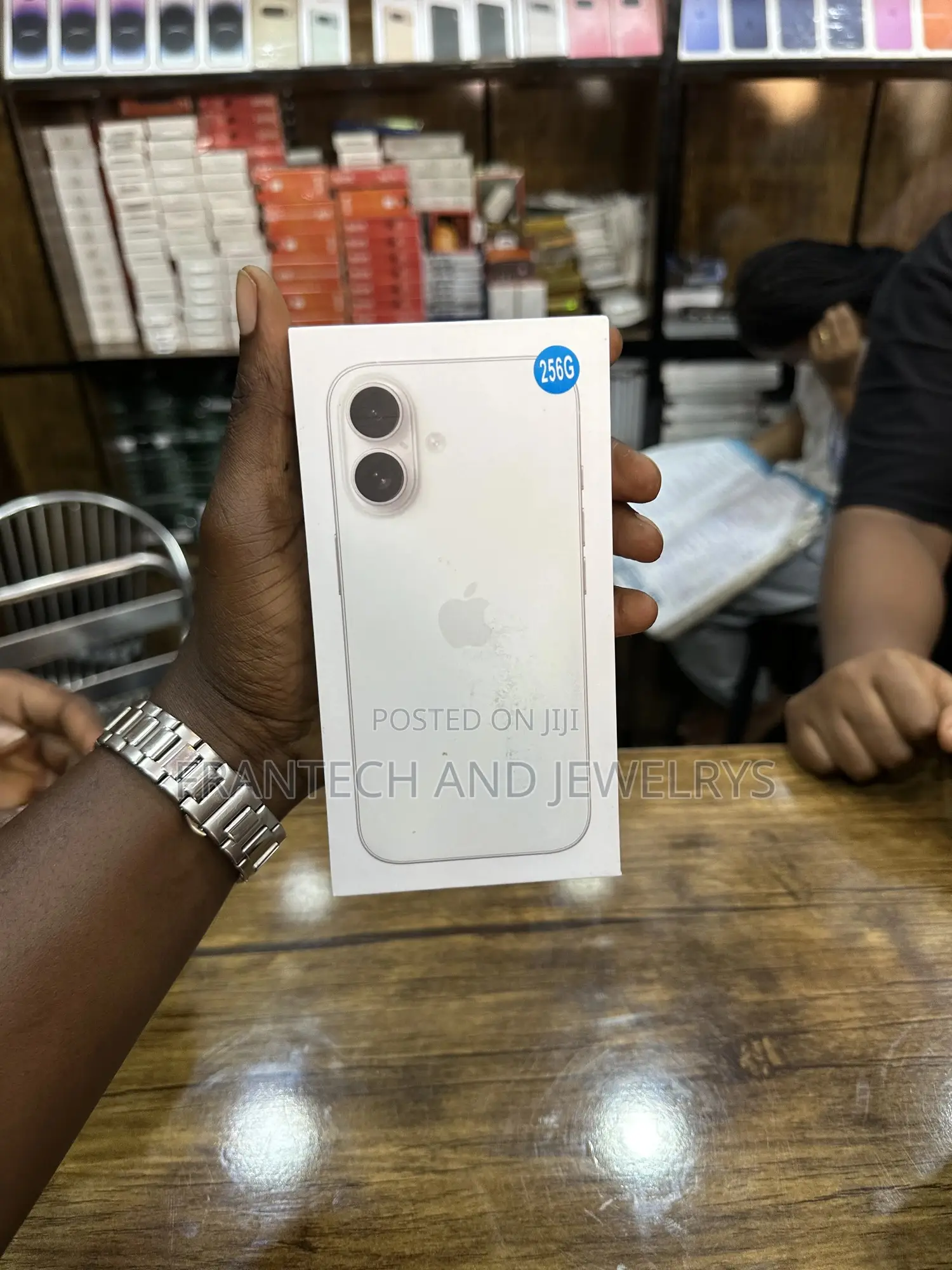 New Apple iPhone 16 256 GB White