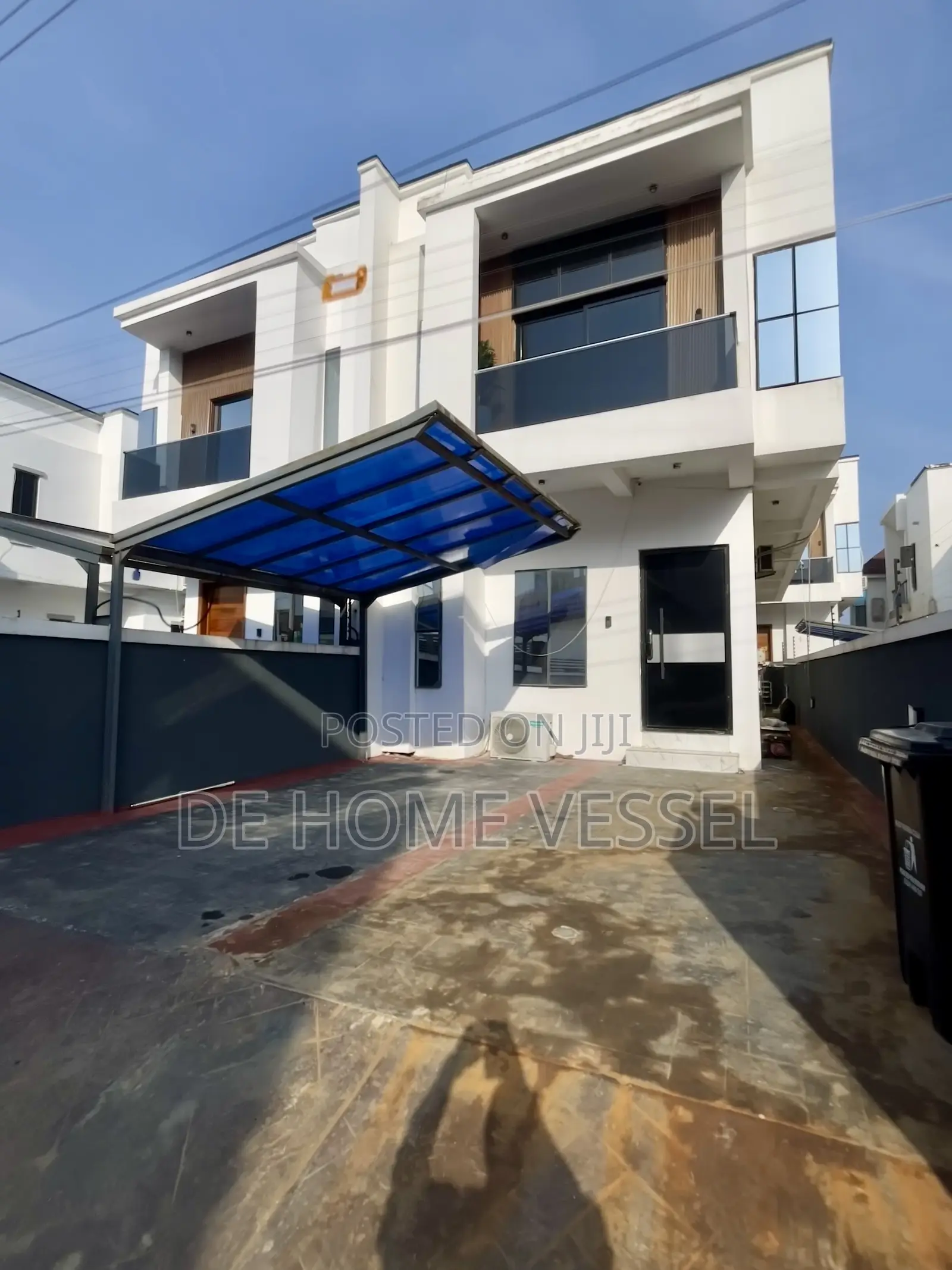 Furnished 4bdrm Duplex in Lekki for sale