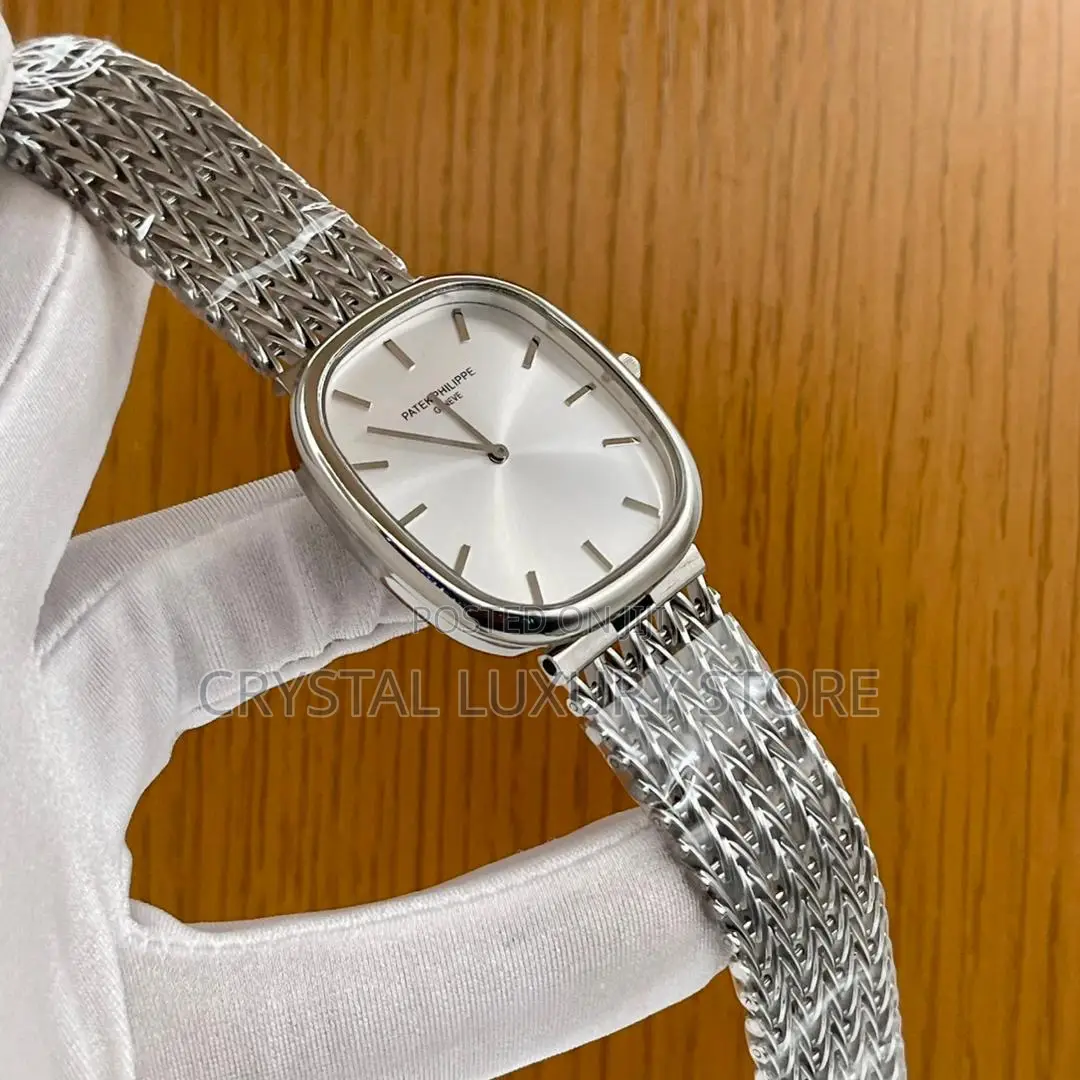 Patek Philippe Quality Luxury Ladies Chain Strap Wristwatch