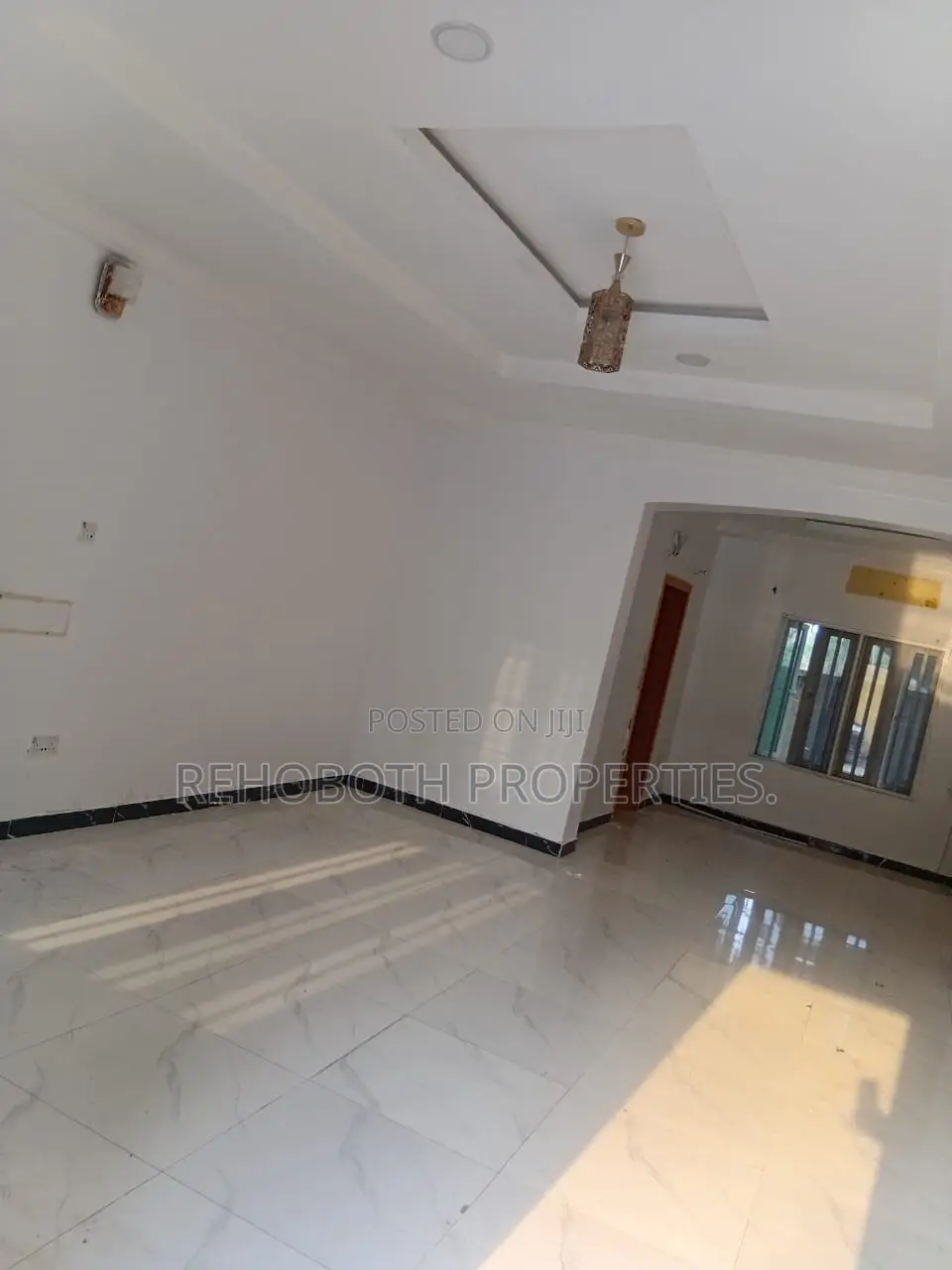 3bdrm Apartment in Harmony Estate Elebu, Akala Express for rent