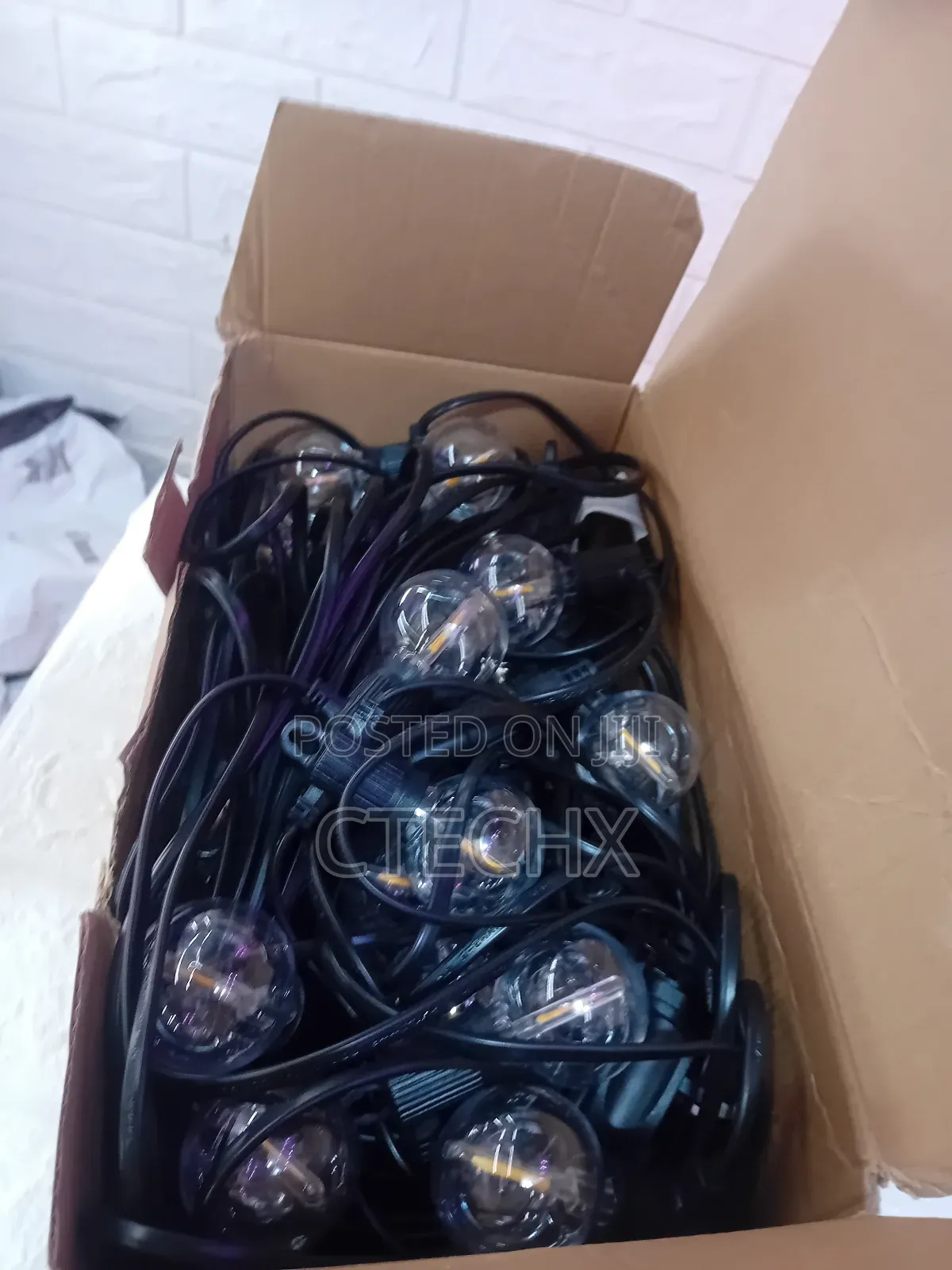 Zotoyi 100ft Outdoor String Lights Led Mains Powered 50+2 Spare Bulbs