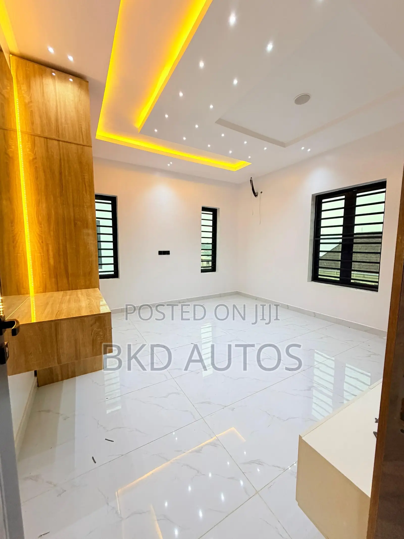 4bdrm Duplex in Ogba GRA for sale
