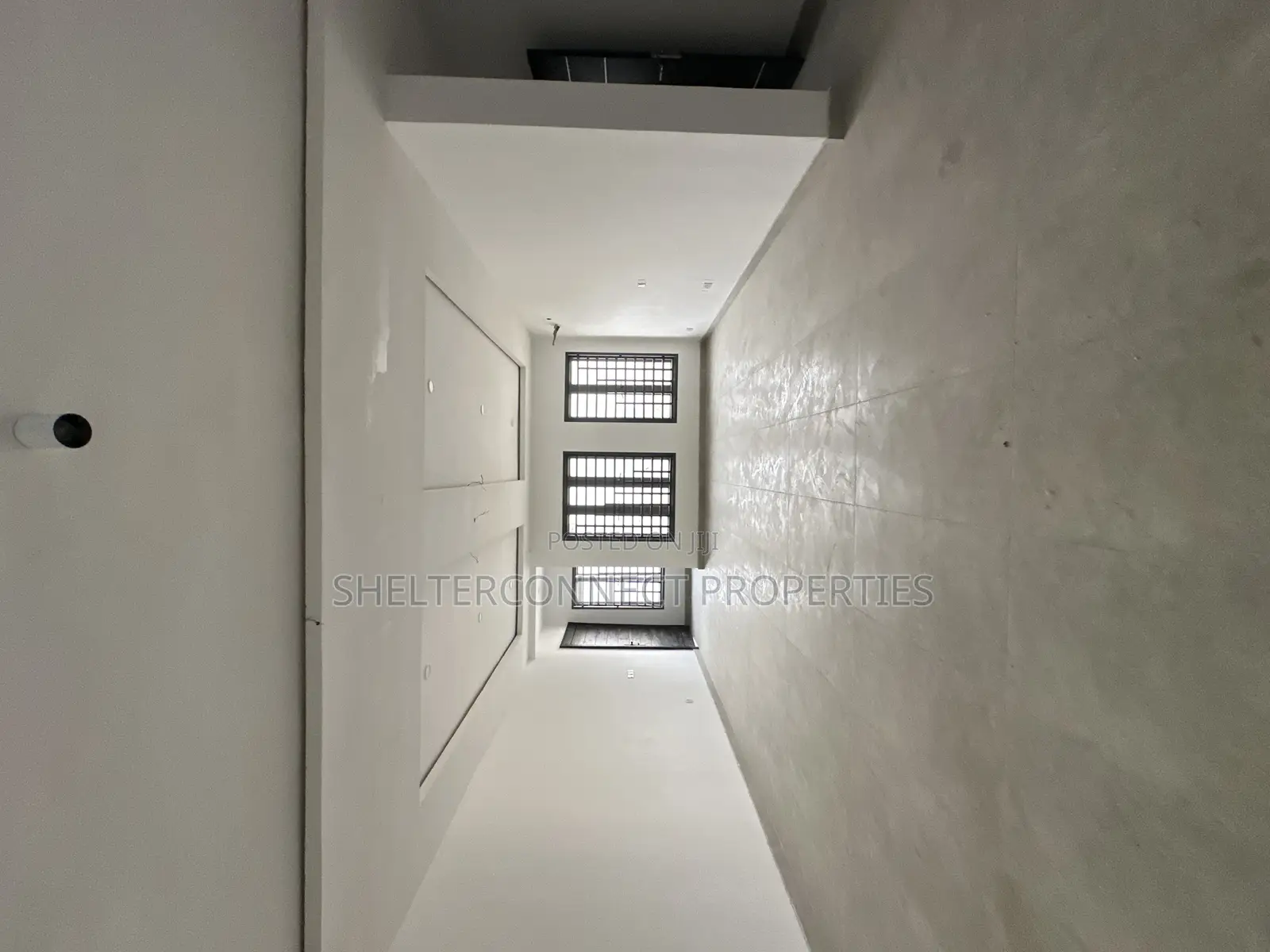 4bdrm Apartment in Lekki Phase 1 for sale