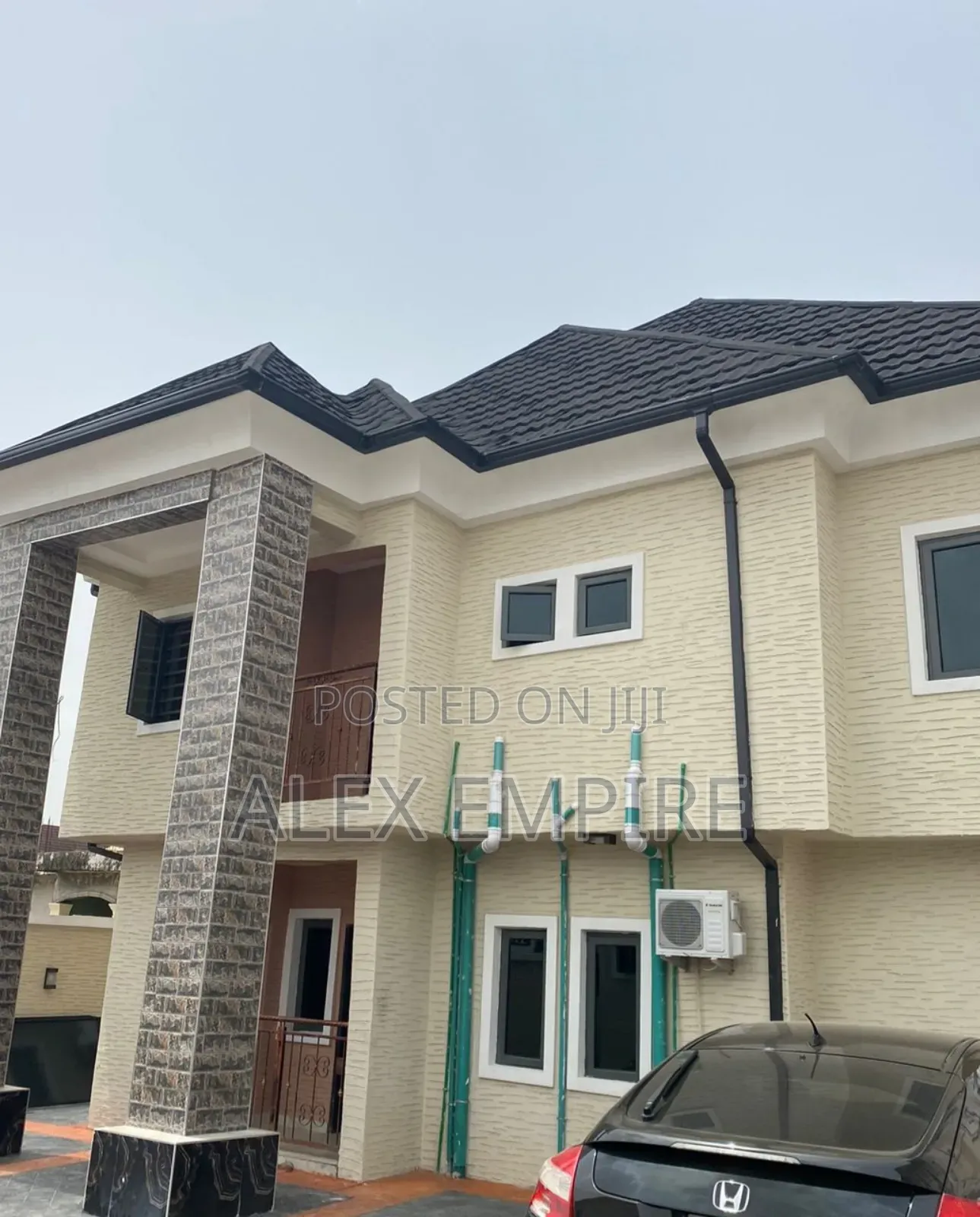 Mini Flat in Ago Palace for rent