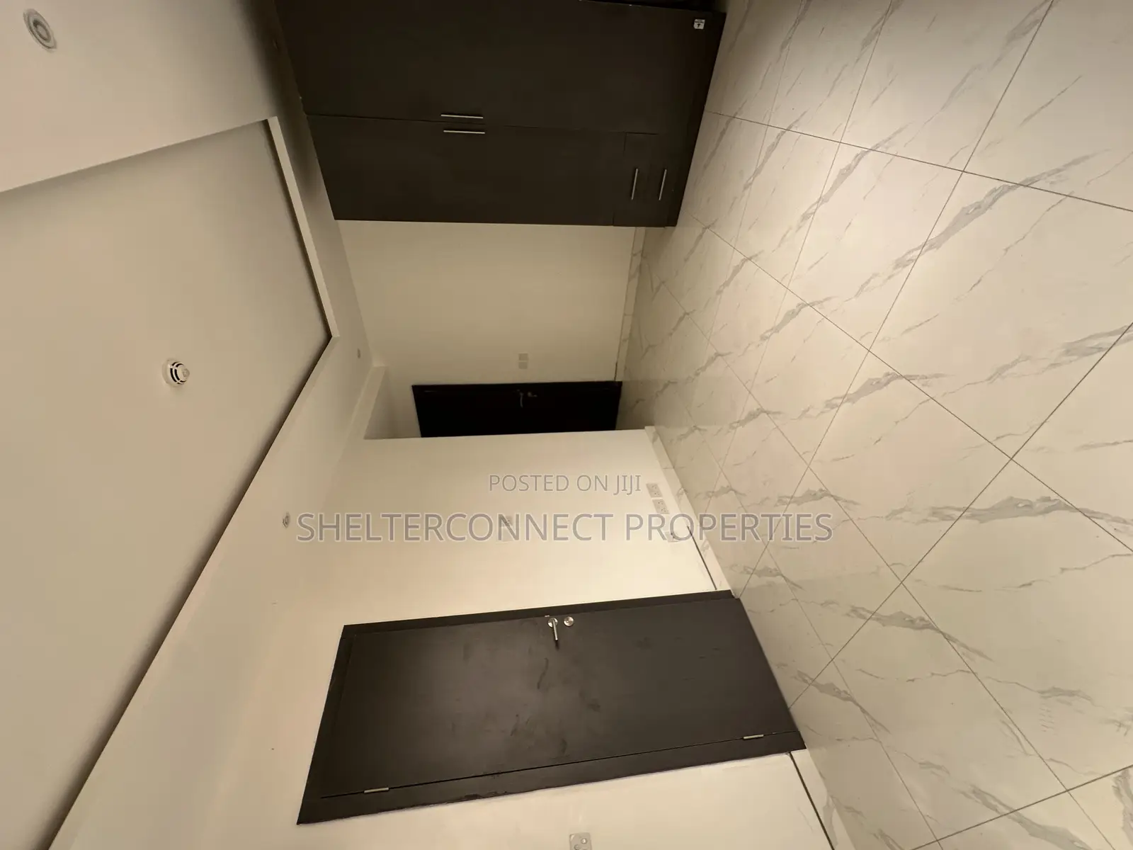 2bdrm Apartment in Lekki Phase One for sale
