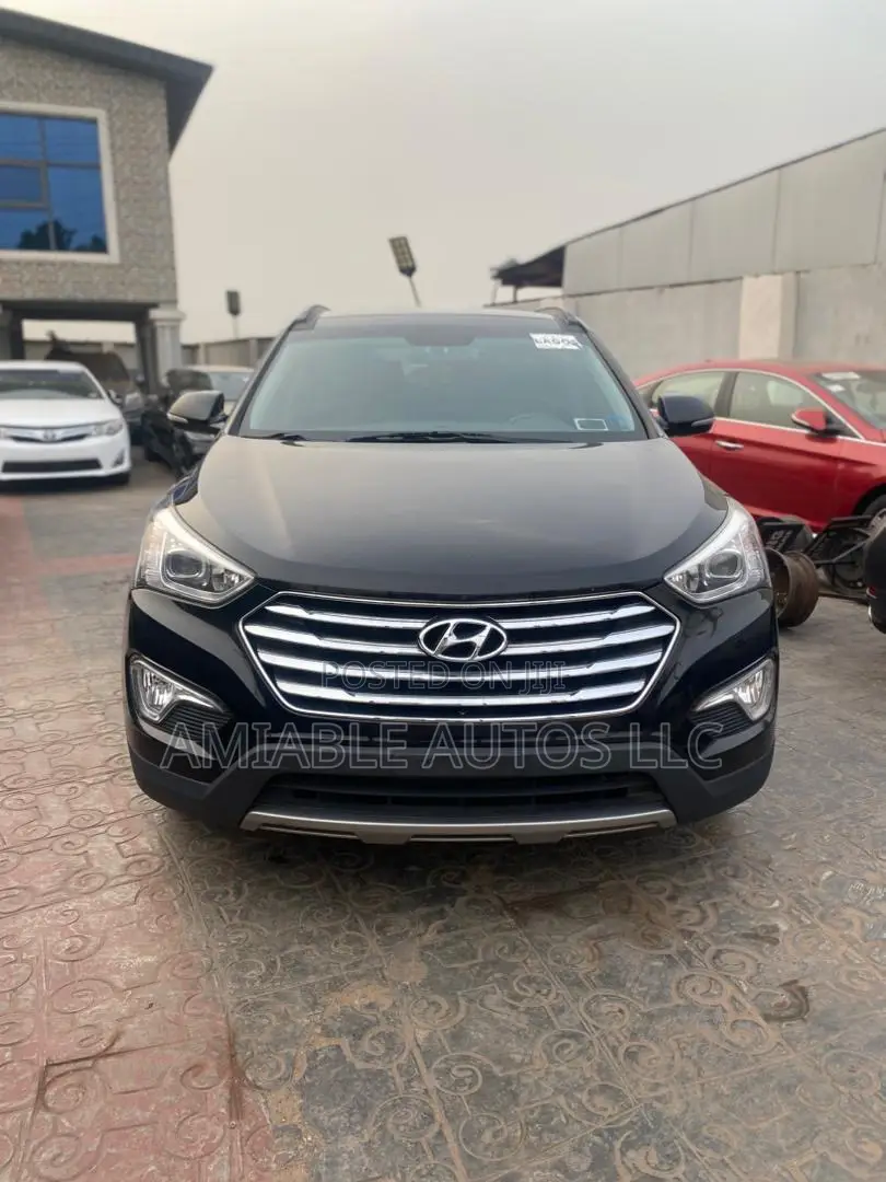 Hyundai Santa Fe Limited FWD 2016 Black