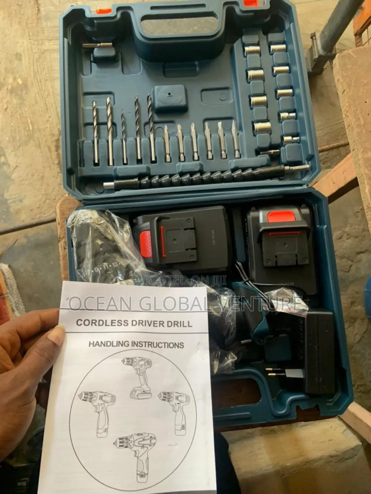 Battery Screw Machine