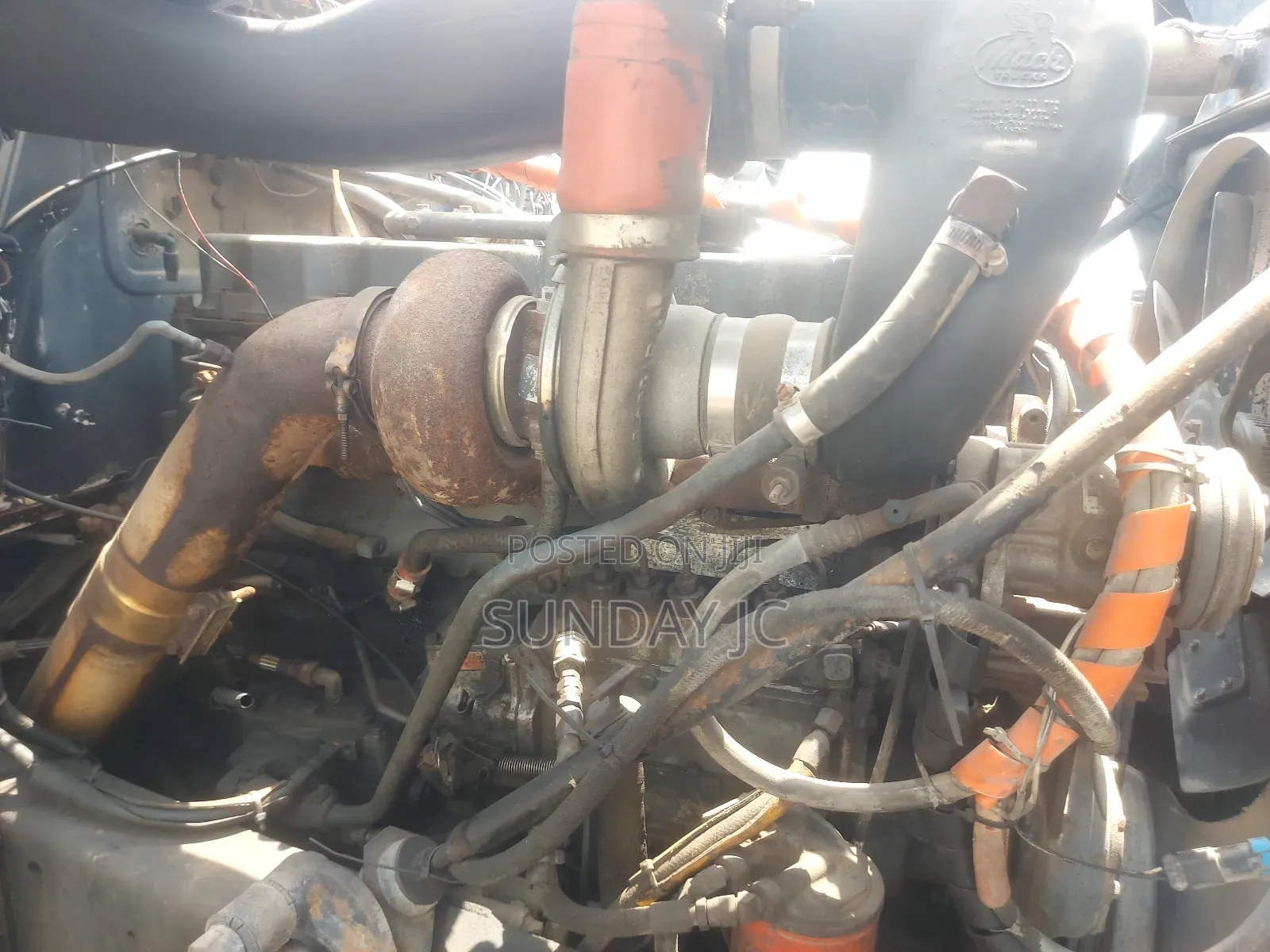 Tokunbo 14 Tyres Mack Dump Truck Superb 24valve Engine