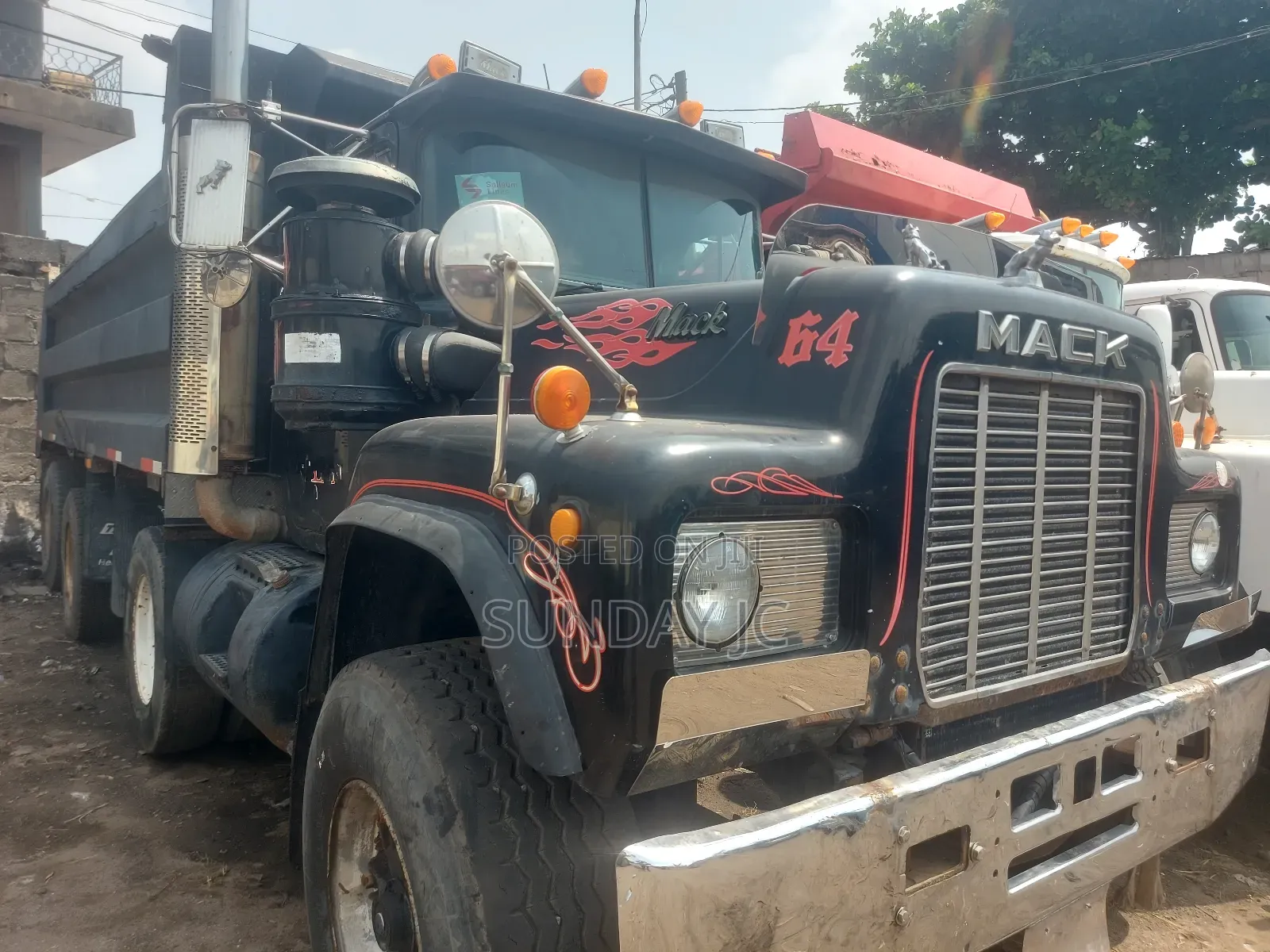 Tokunbo 14 Tyres Mack Dump Truck Superb 24valve Engine