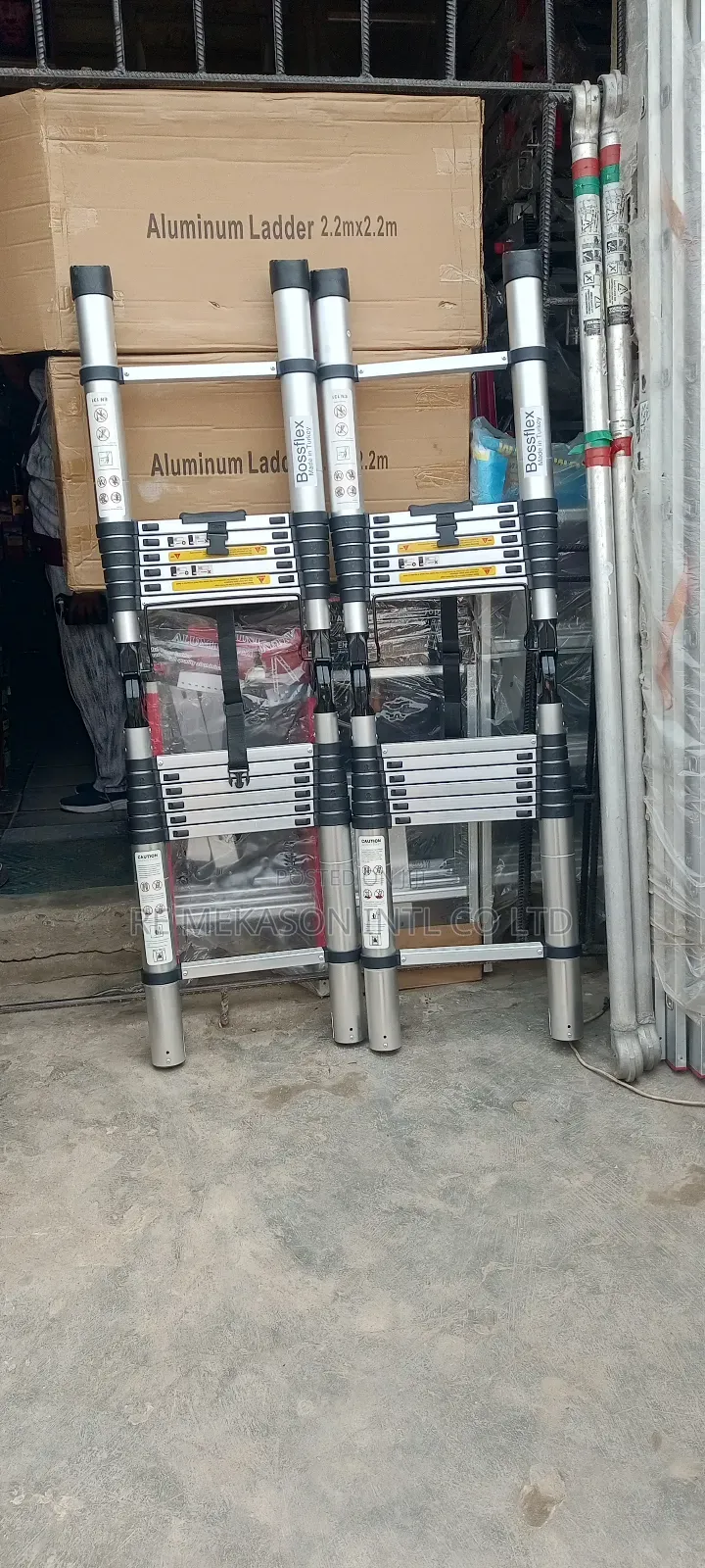 4.4 Metres(2.2mtrs +2.2mtrs) Double Sided Telescopic Aluminium Ladder