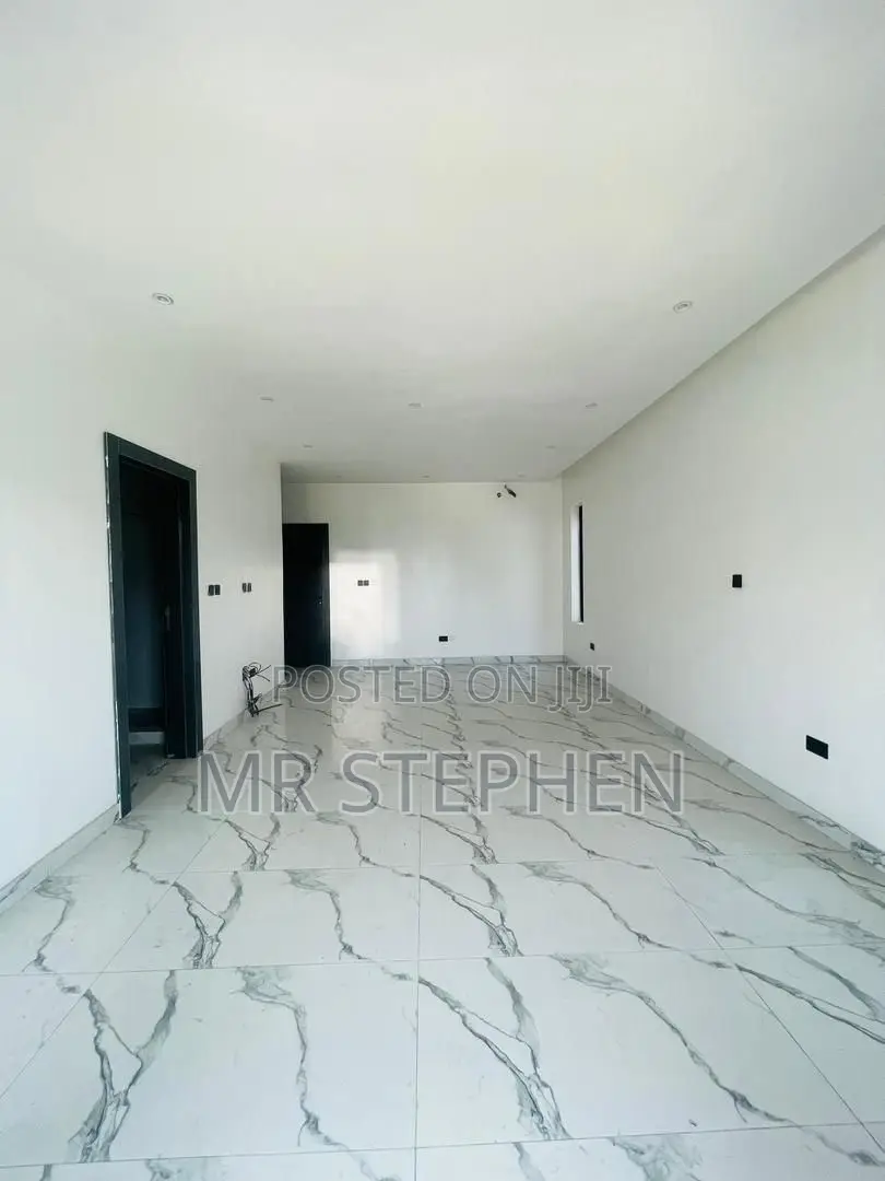 Luxuriously Built 5 Bedroom Semi Detached Duplex Plus Bq Lekki Phase 1