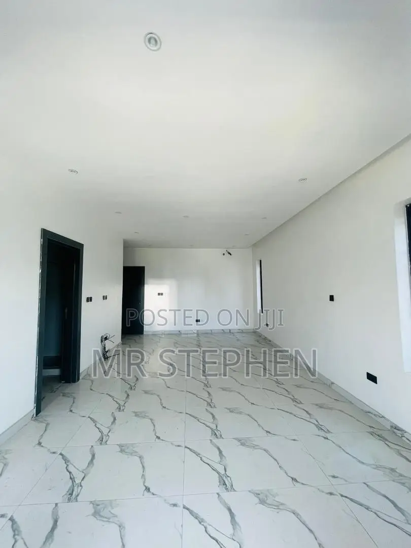 Luxuriously Built 5 Bedroom Semi Detached Duplex Plus Bq Lekki Phase 1