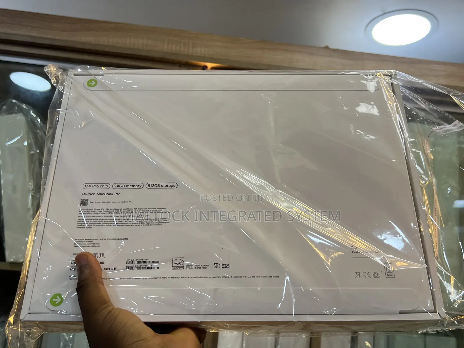 New Apple MacBook Pro 2024 M4 Pro 16-inch 24GB Apple M4 SSD 512GB