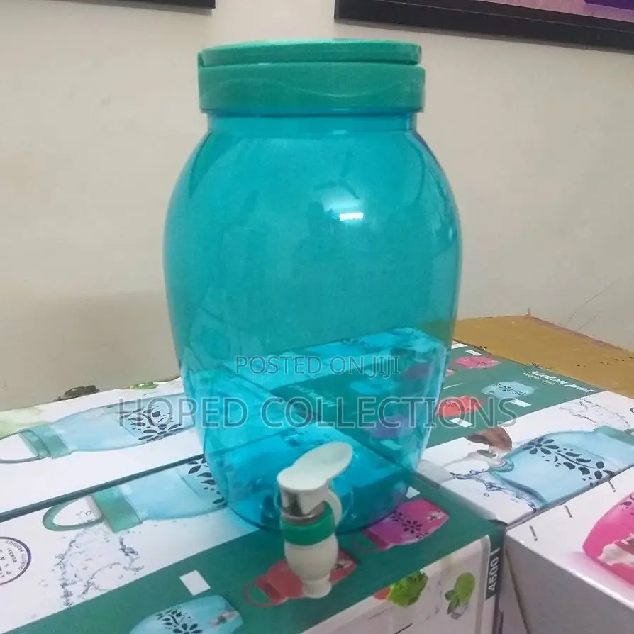 Oliver Plastic Bottle Dispenser Jar