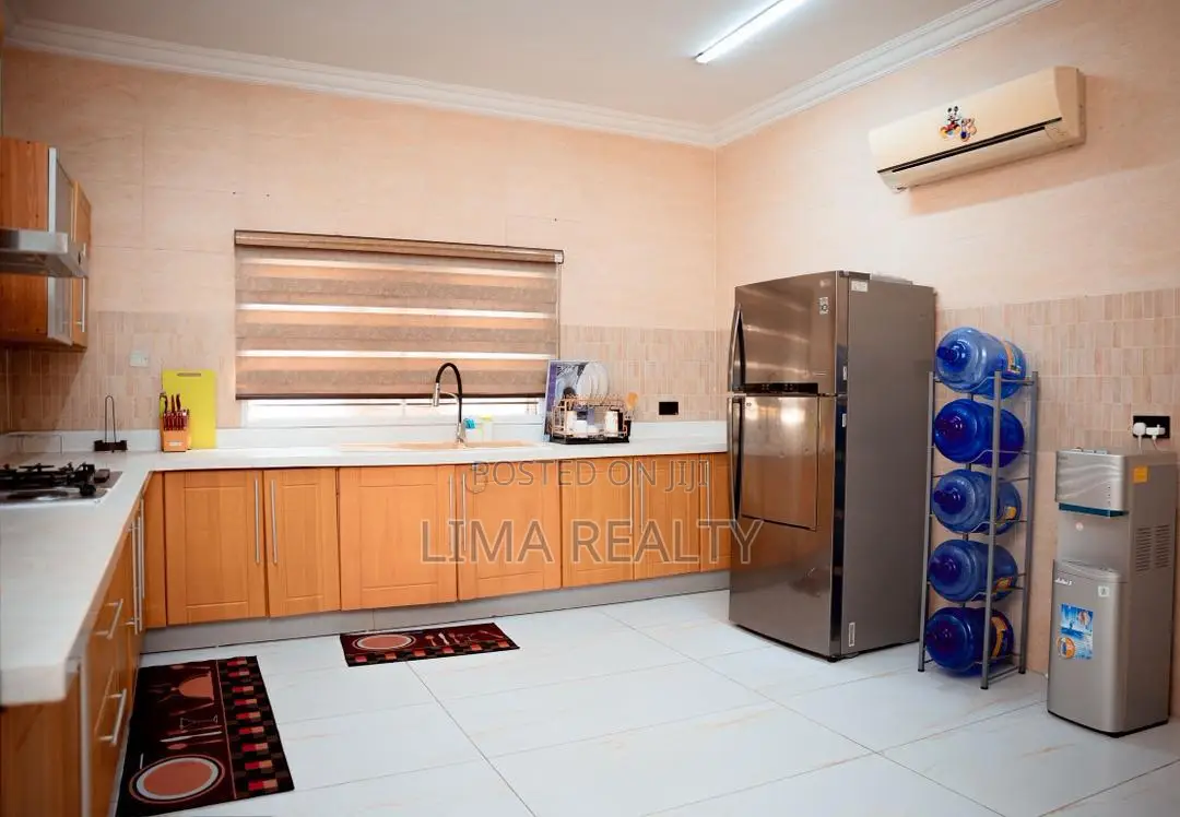 Eniville- 3 Bedroom Oniru
