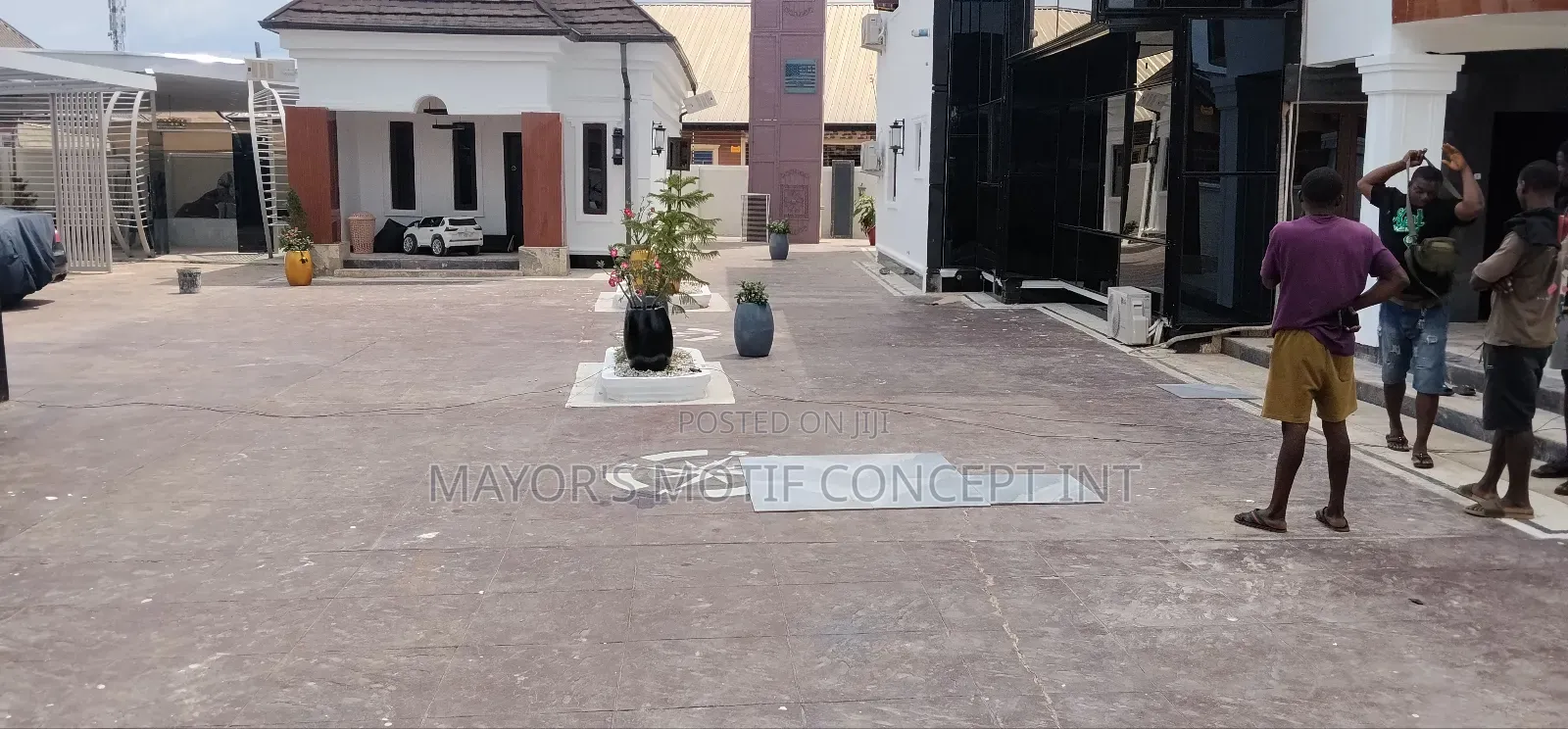 Compound Floor Tile