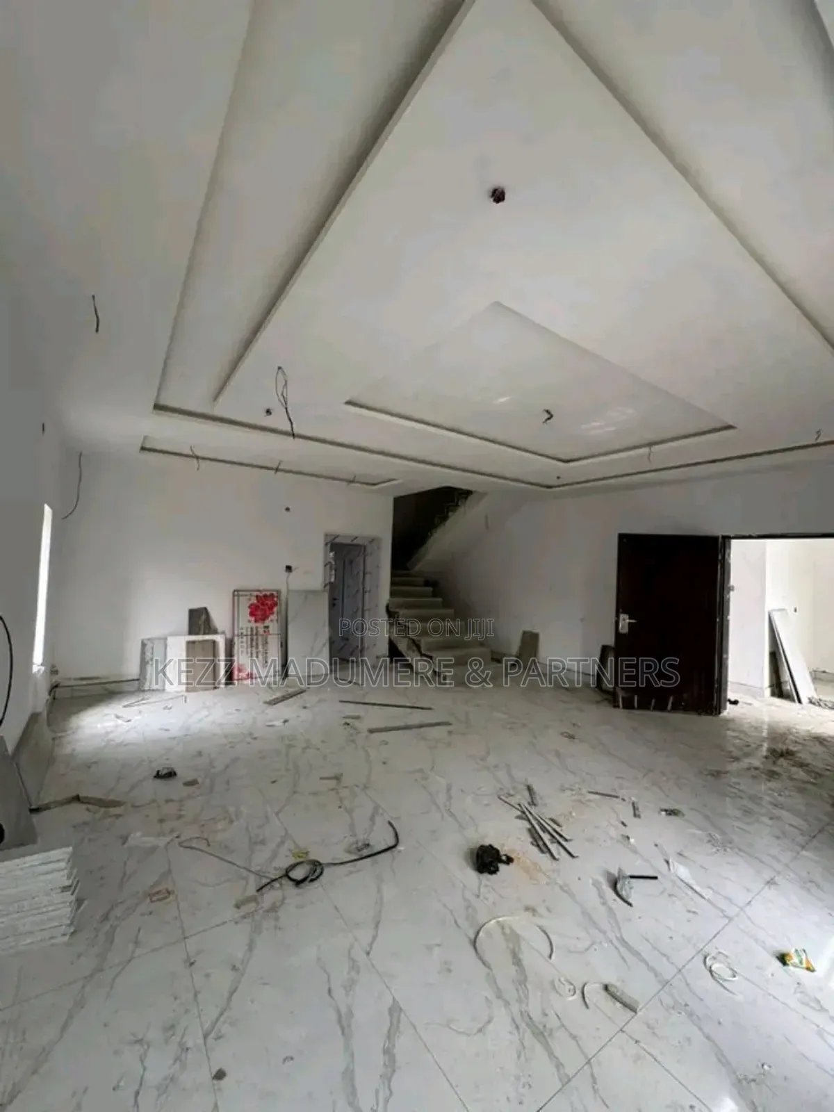 4bdrm Duplex in By Salvation for sale
