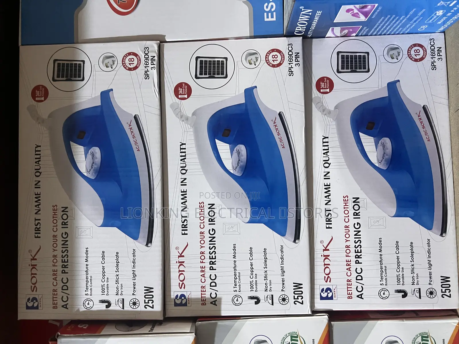 Ac/Dc Solar Iron