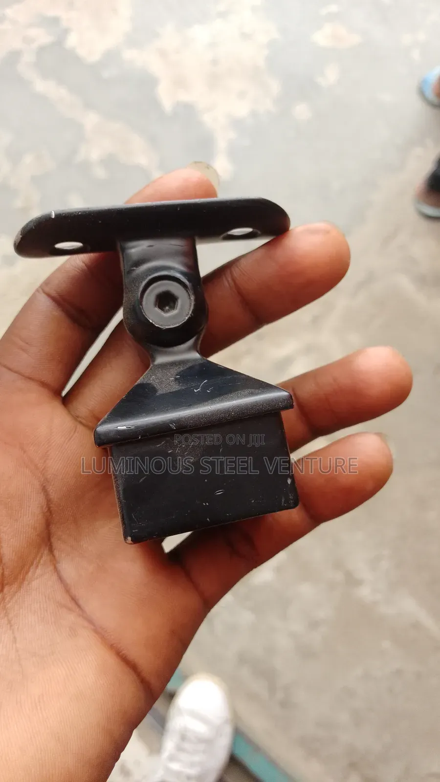 Obtain Your Black Stainless Steel Accessories for the Glass Railing.