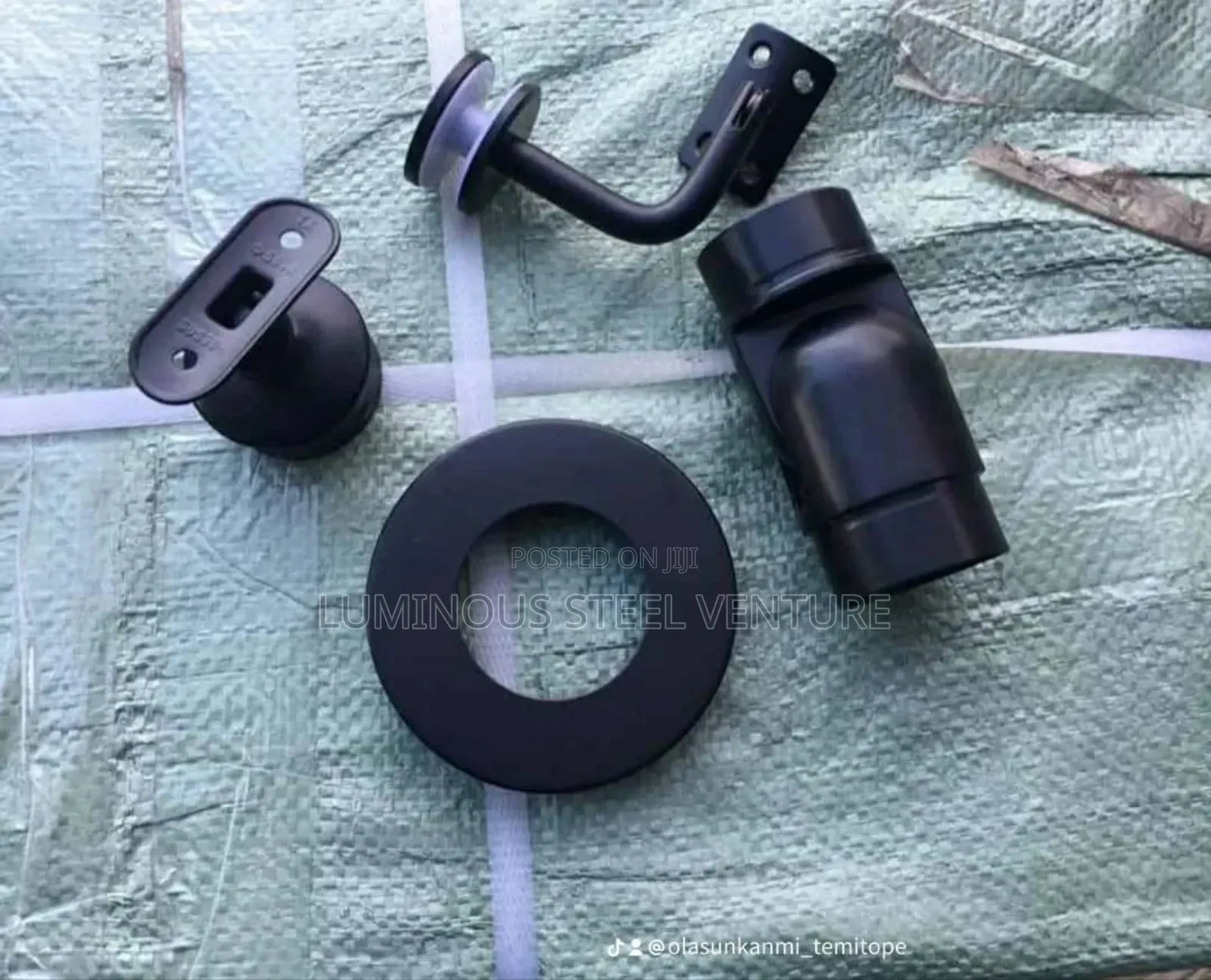 Obtain Your Black Stainless Steel Accessories for the Glass Railing.