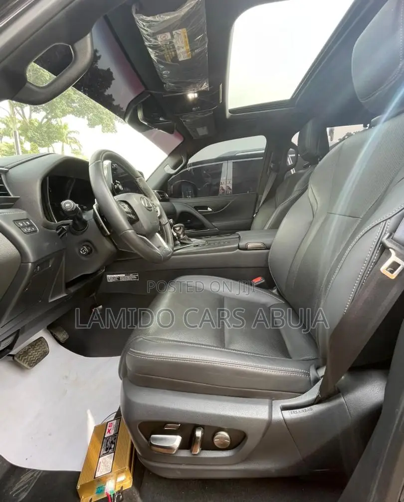 Lexus LX LX 600 2025 Black