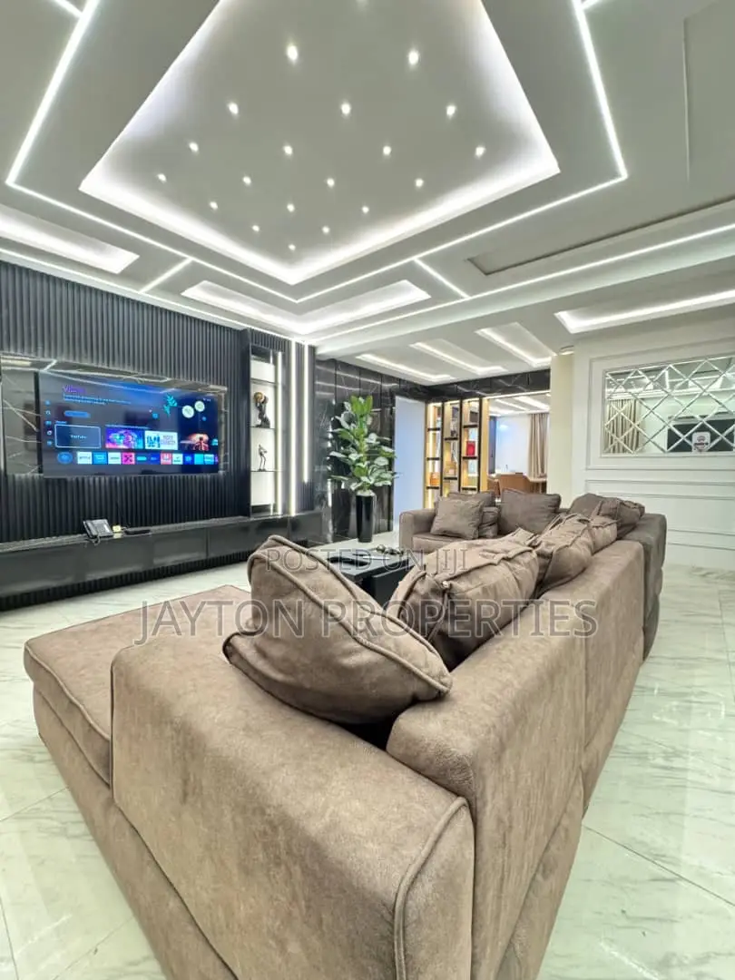 6 Units of 2/3 Bedrooms