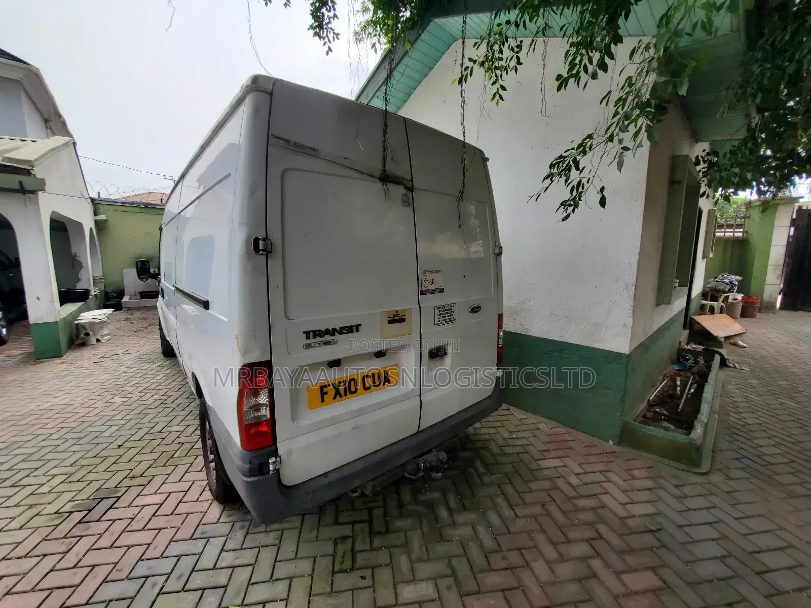 Ford Transit 2010 White