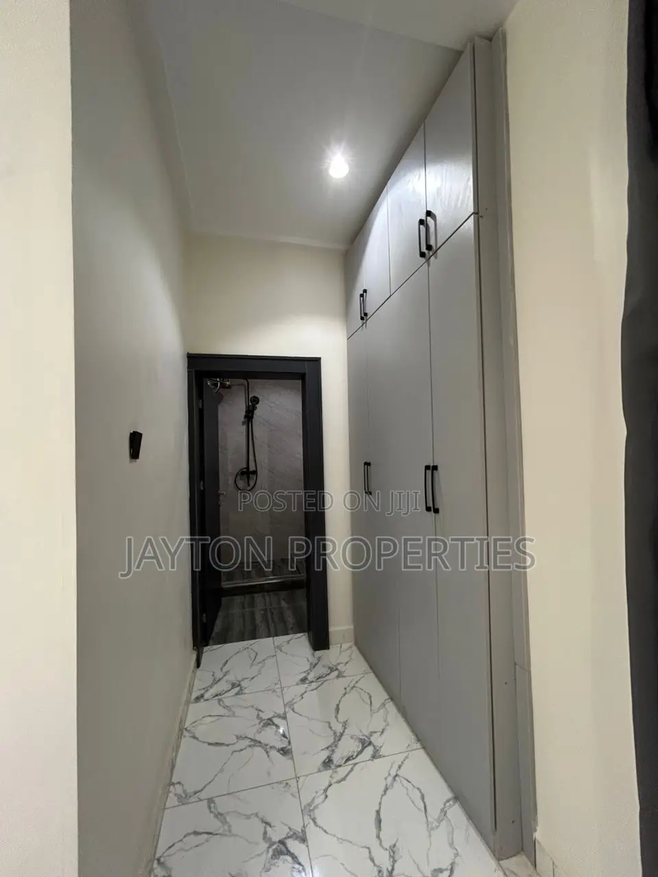 4 Bedroom for Long and Short Stay