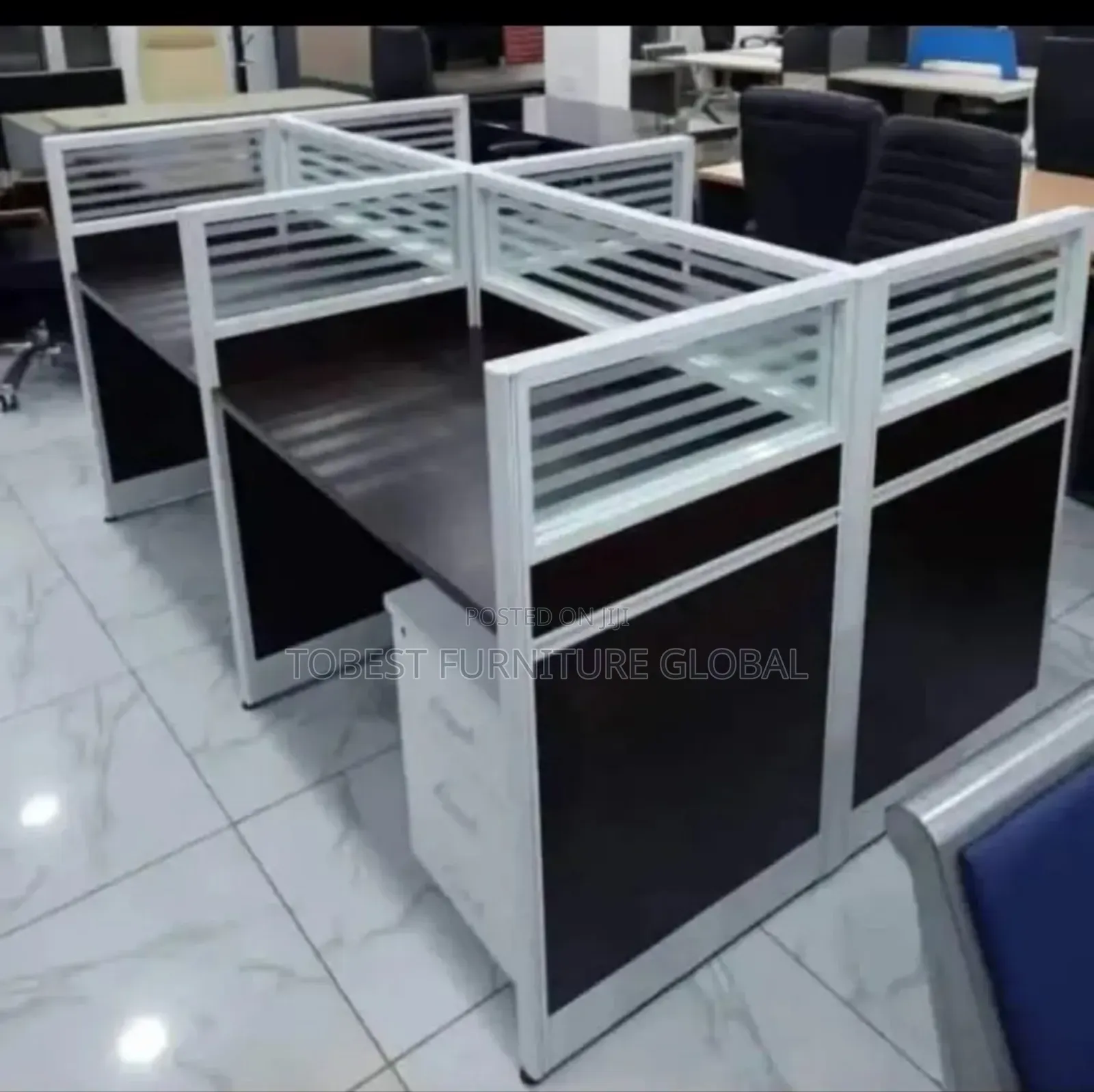 Standard Workstation by 4