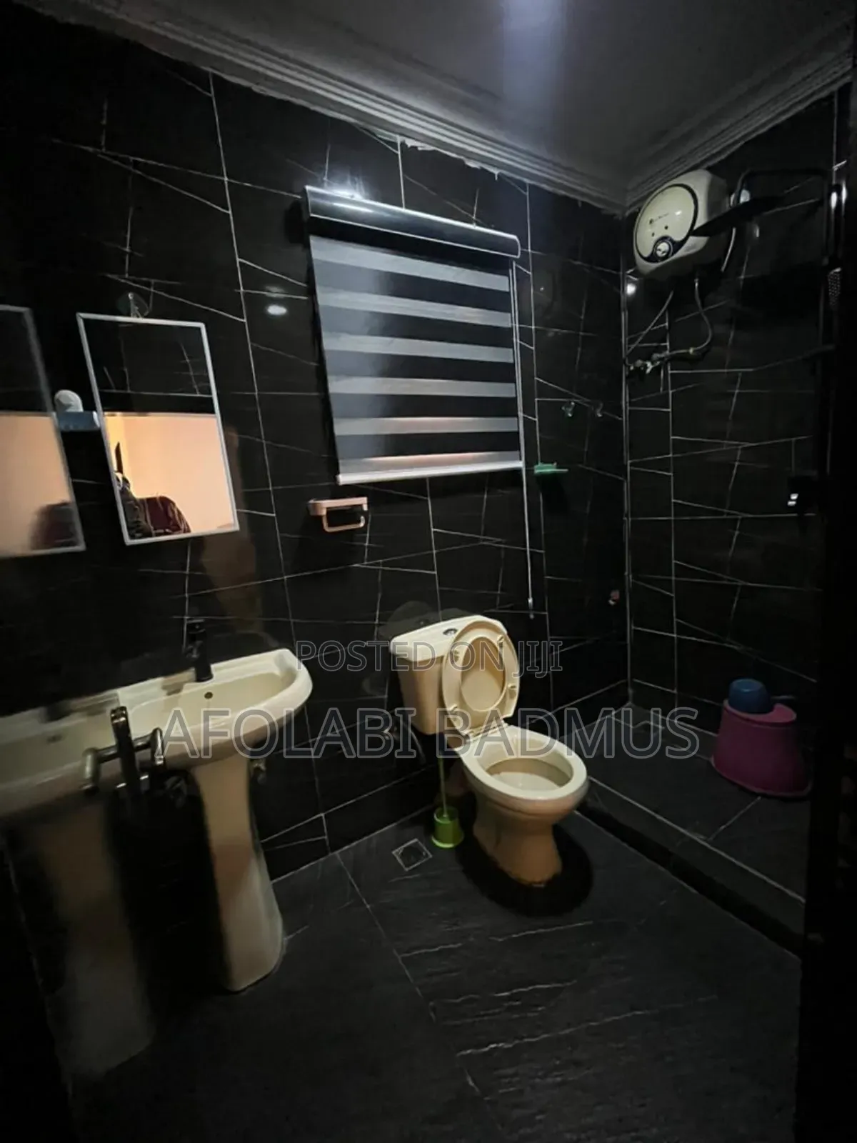 Furnished Serviced Room Parlour
