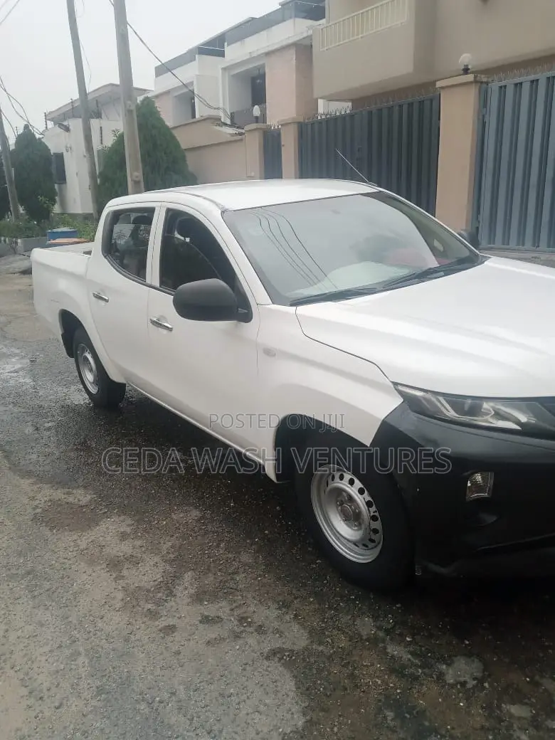 Mitsubishi L200 2020 White