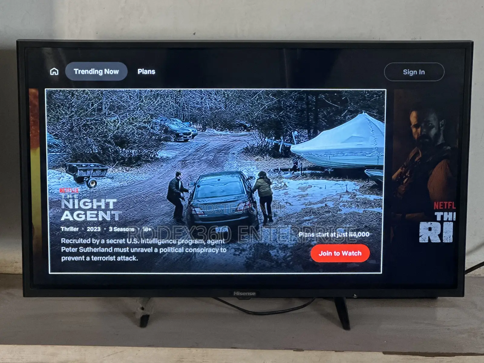 32-inch Uk Used Hisense Smart Tv For Sale.