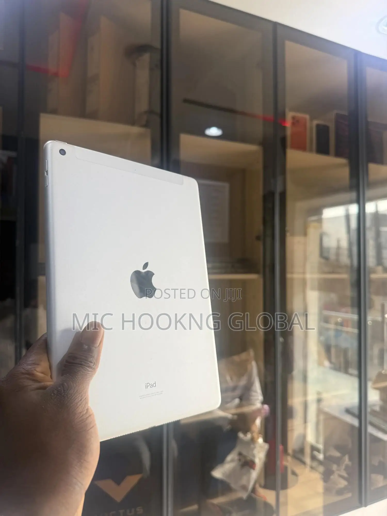 Apple iPad 10.2 (2020) 32 GB Silver