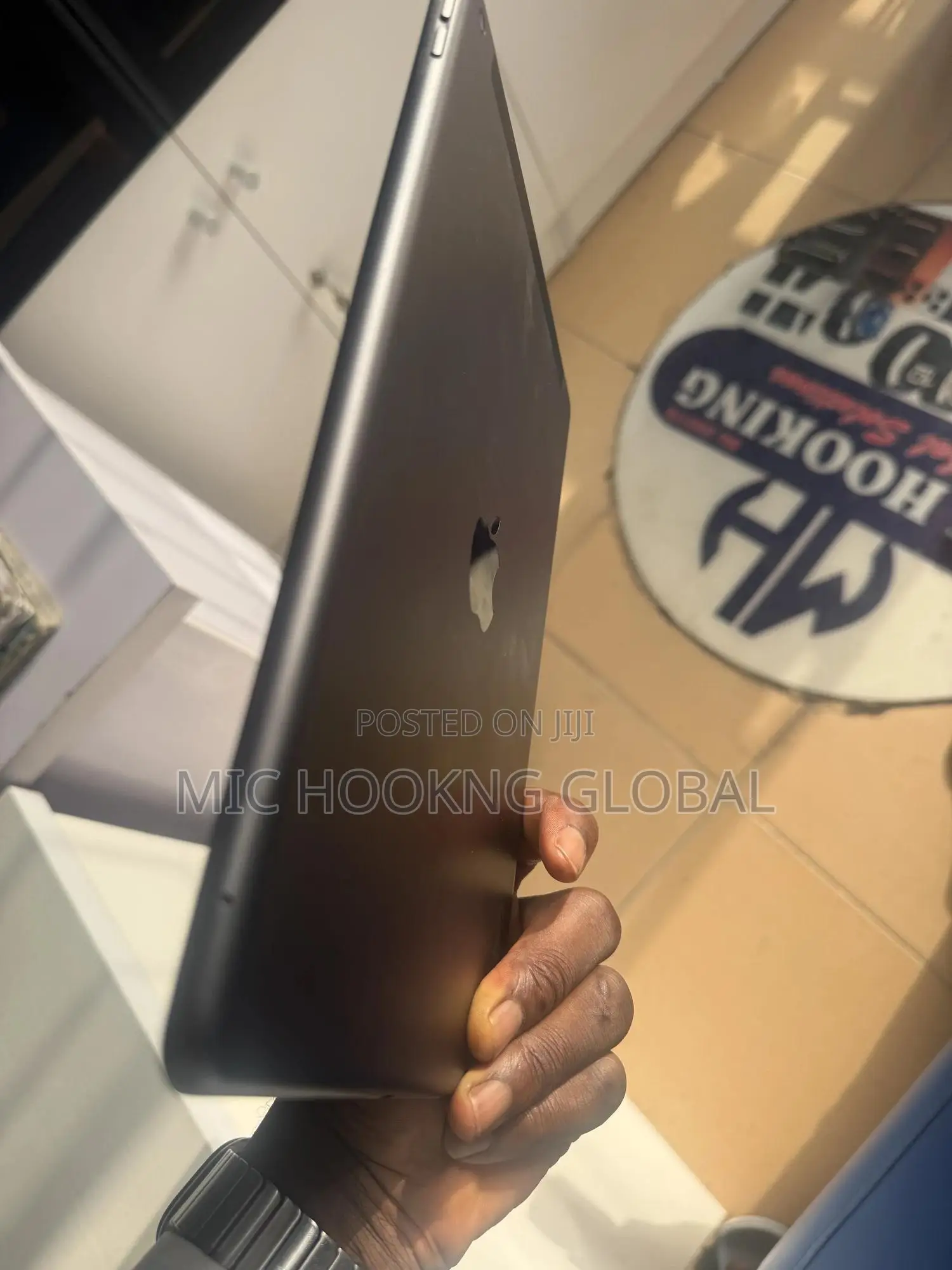 Apple iPad 10.2 (2020) 32 GB Gray