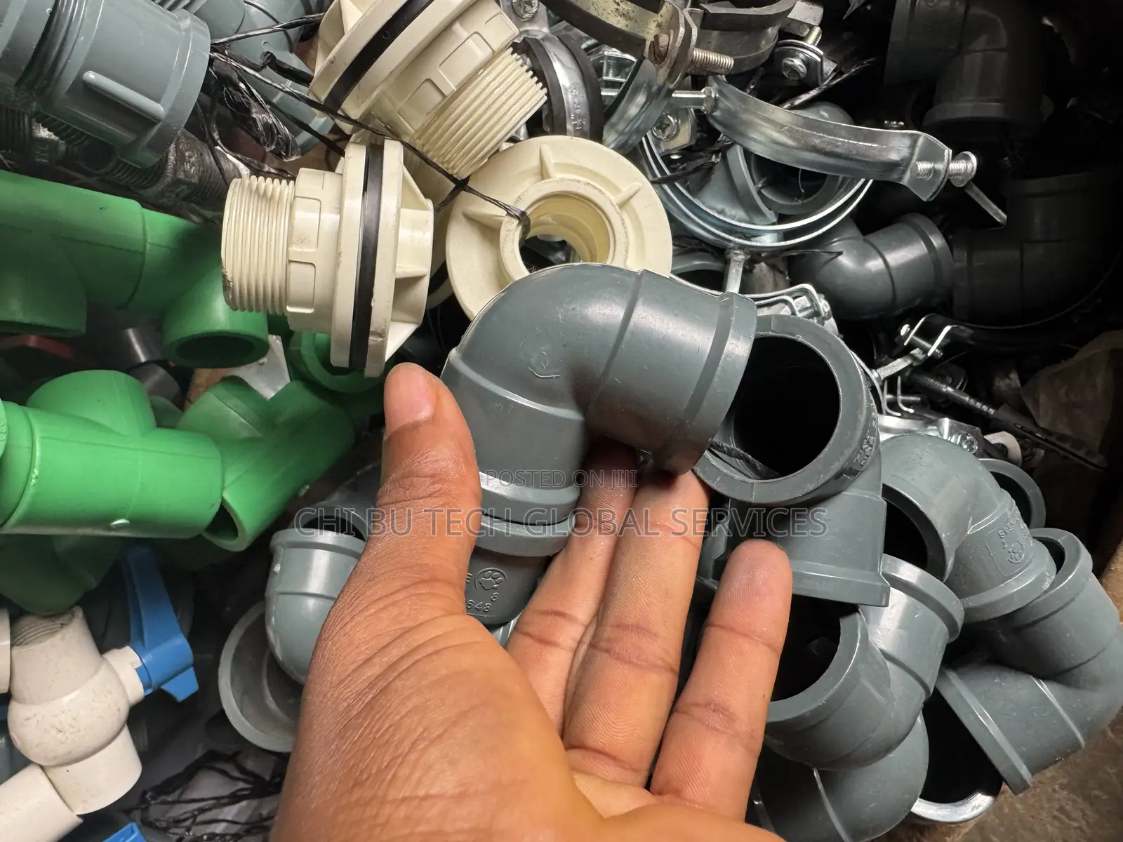 Tigre 32mm PVC Plumbing Elbow Fitting