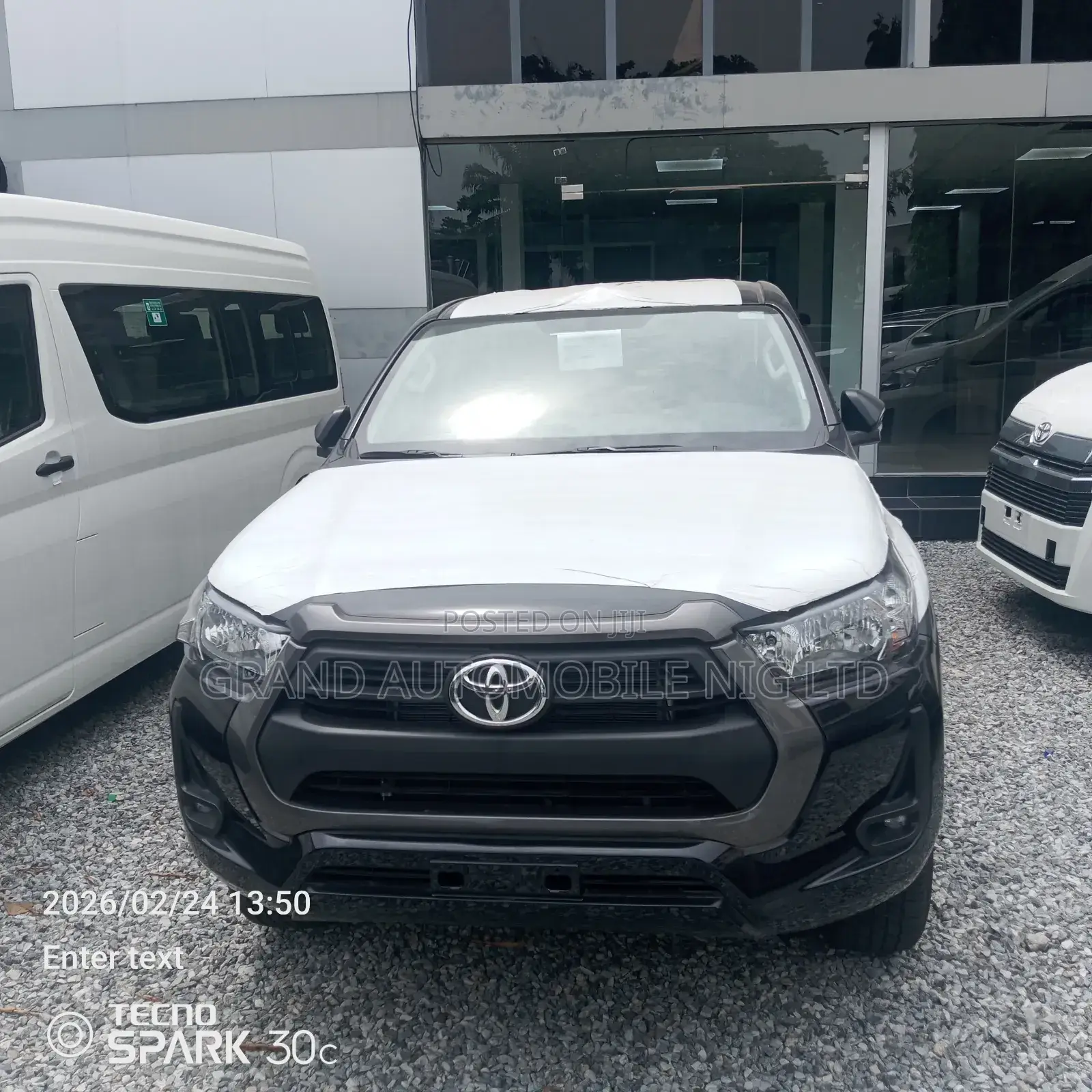 New Toyota Hilux 2025 Black