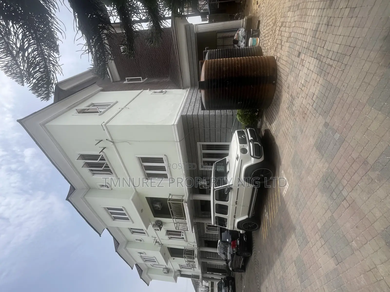 4bdrm Duplex in Osapa for rent