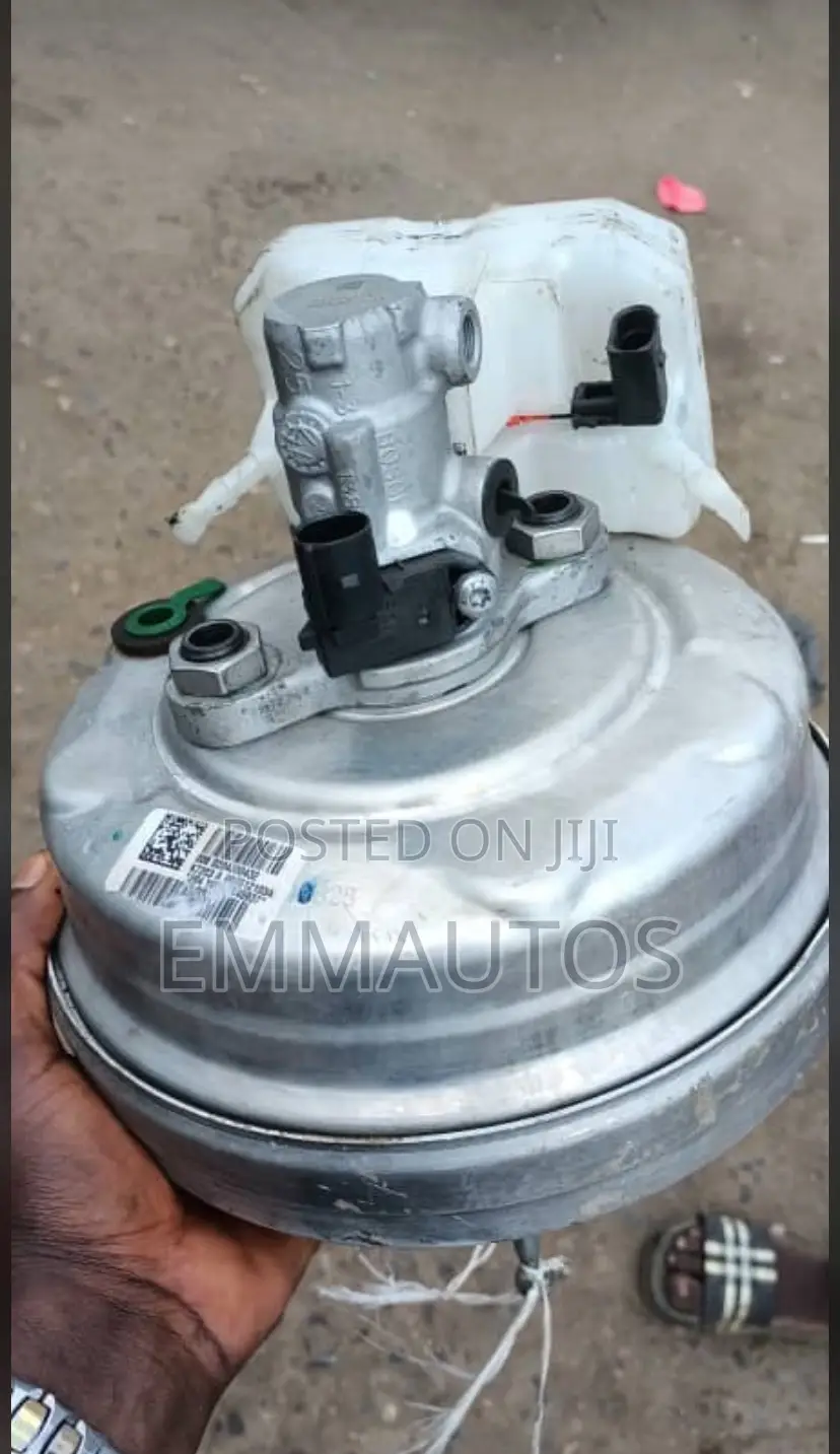 Brake Master Cylinder Audi Q7 2020